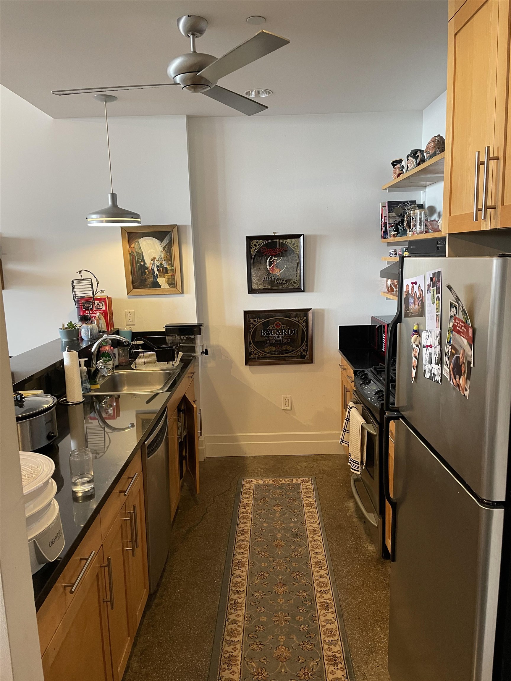 150 BAY ST Unit: 803