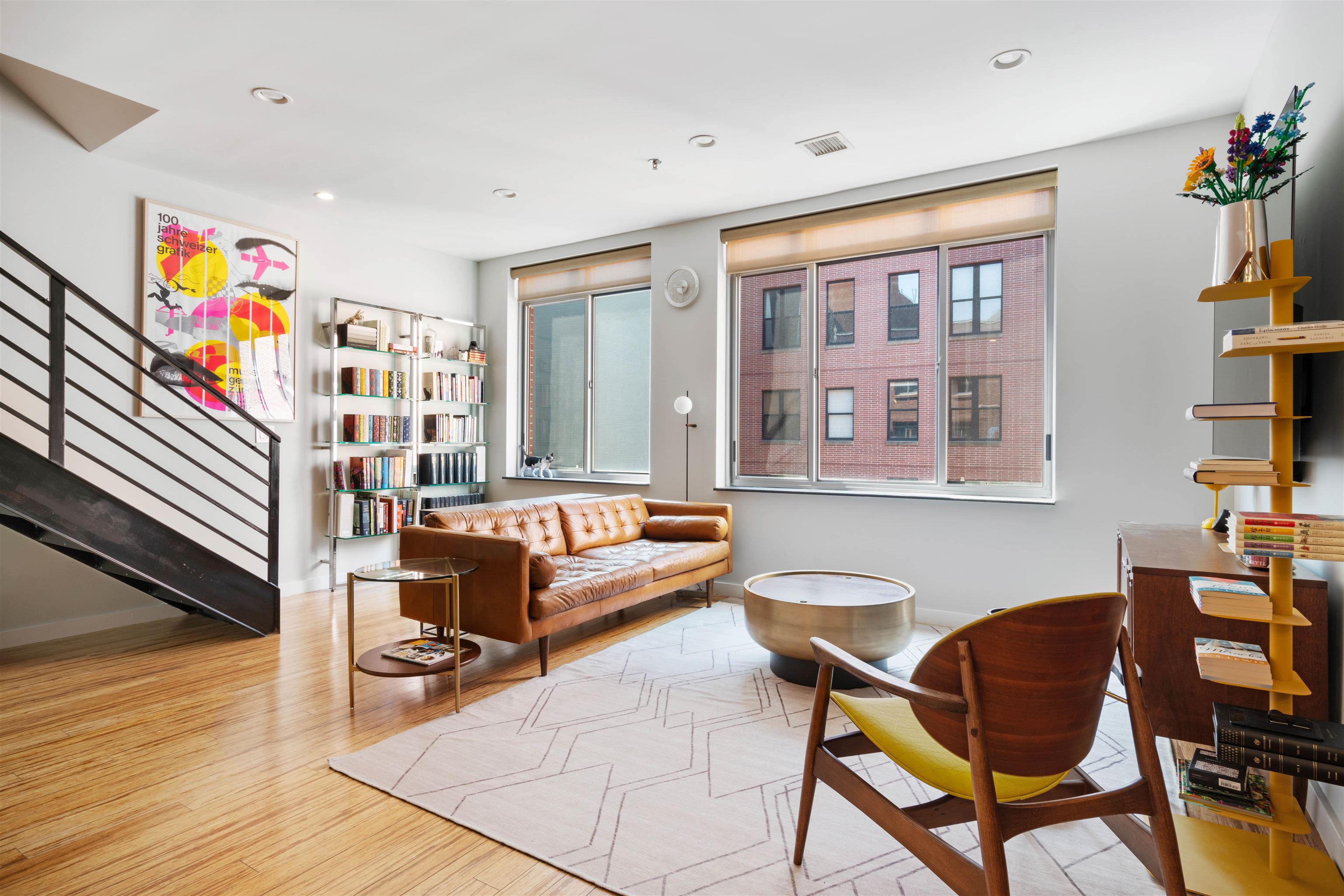25 MCWILLIAMS PL Unit: PH 507