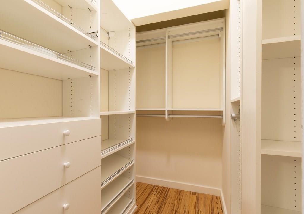 25 MCWILLIAMS PL Unit: PH 507