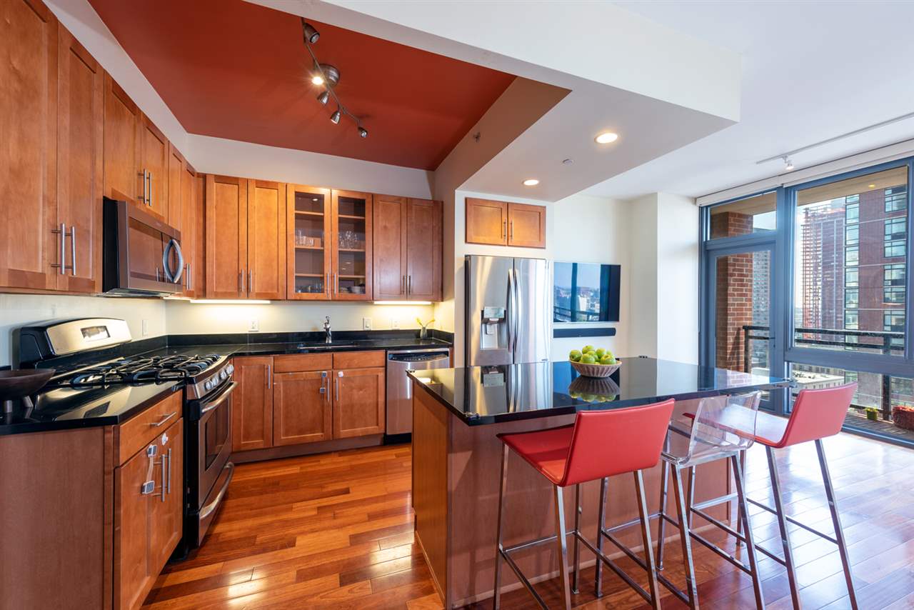 389 WASHINGTON ST Unit: 20B