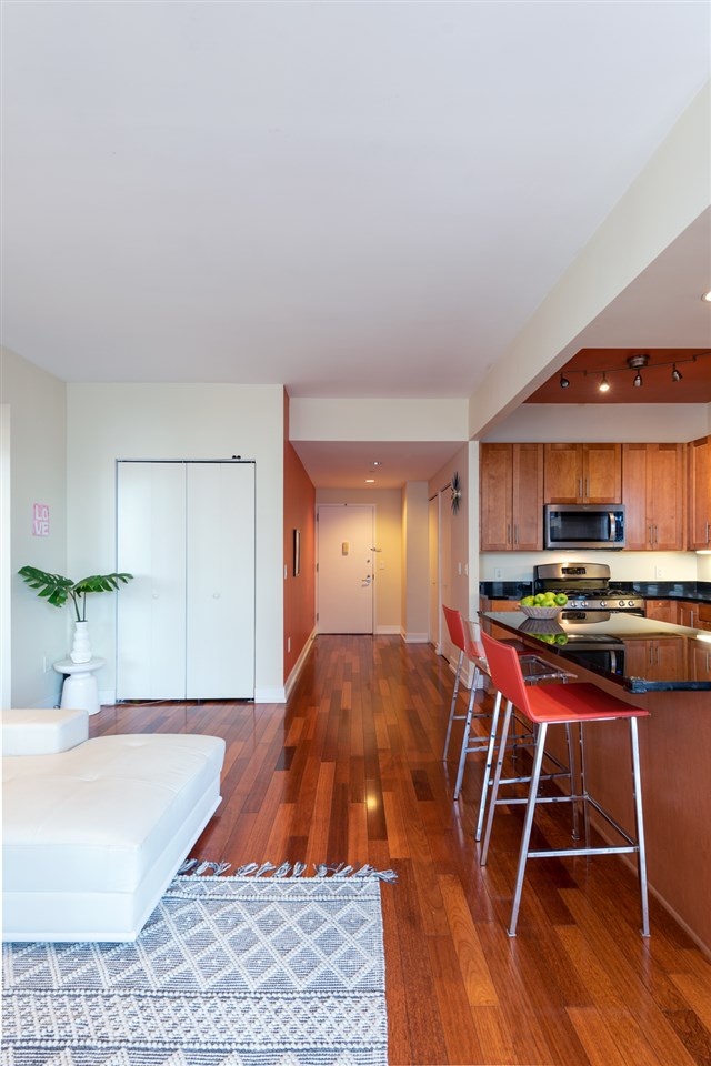 389 WASHINGTON ST Unit: 20B