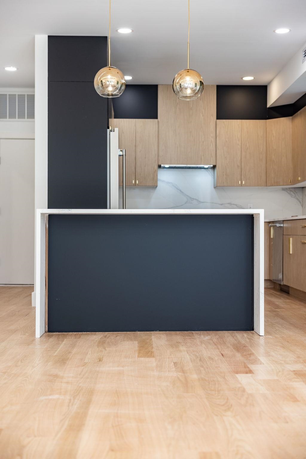 21 HIGHLAND AVE Unit: B