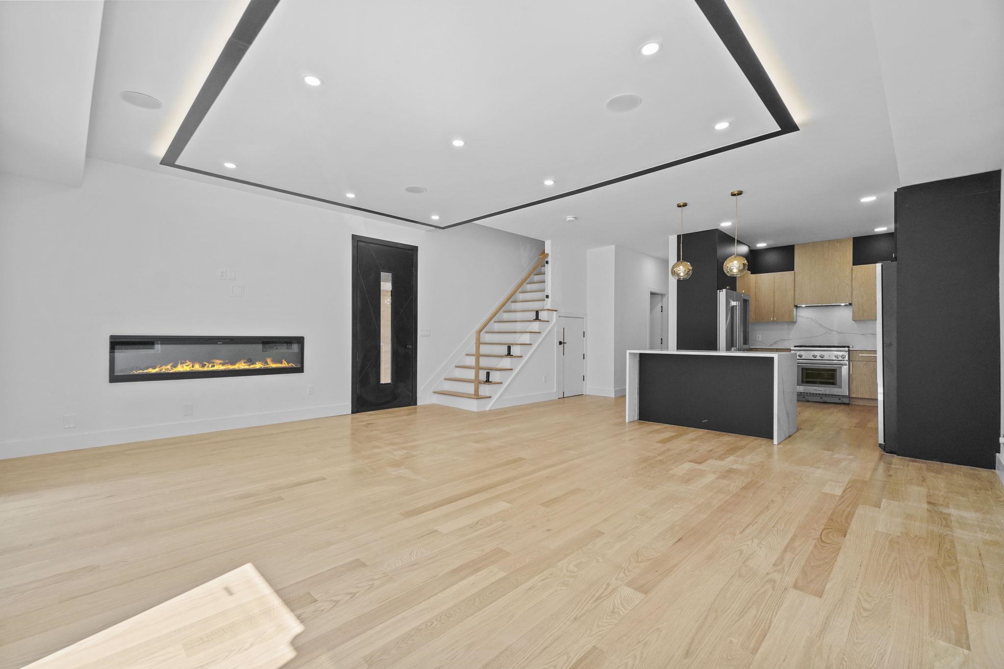 21 HIGHLAND AVE Unit: B
