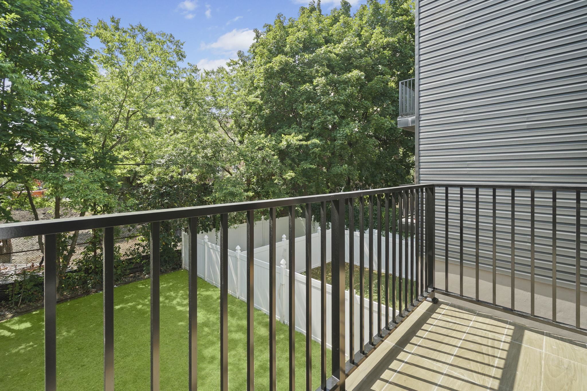 21 HIGHLAND AVE Unit: B