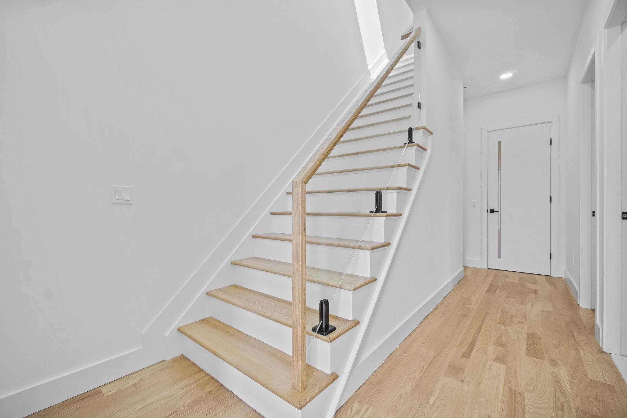 21 HIGHLAND AVE Unit: B