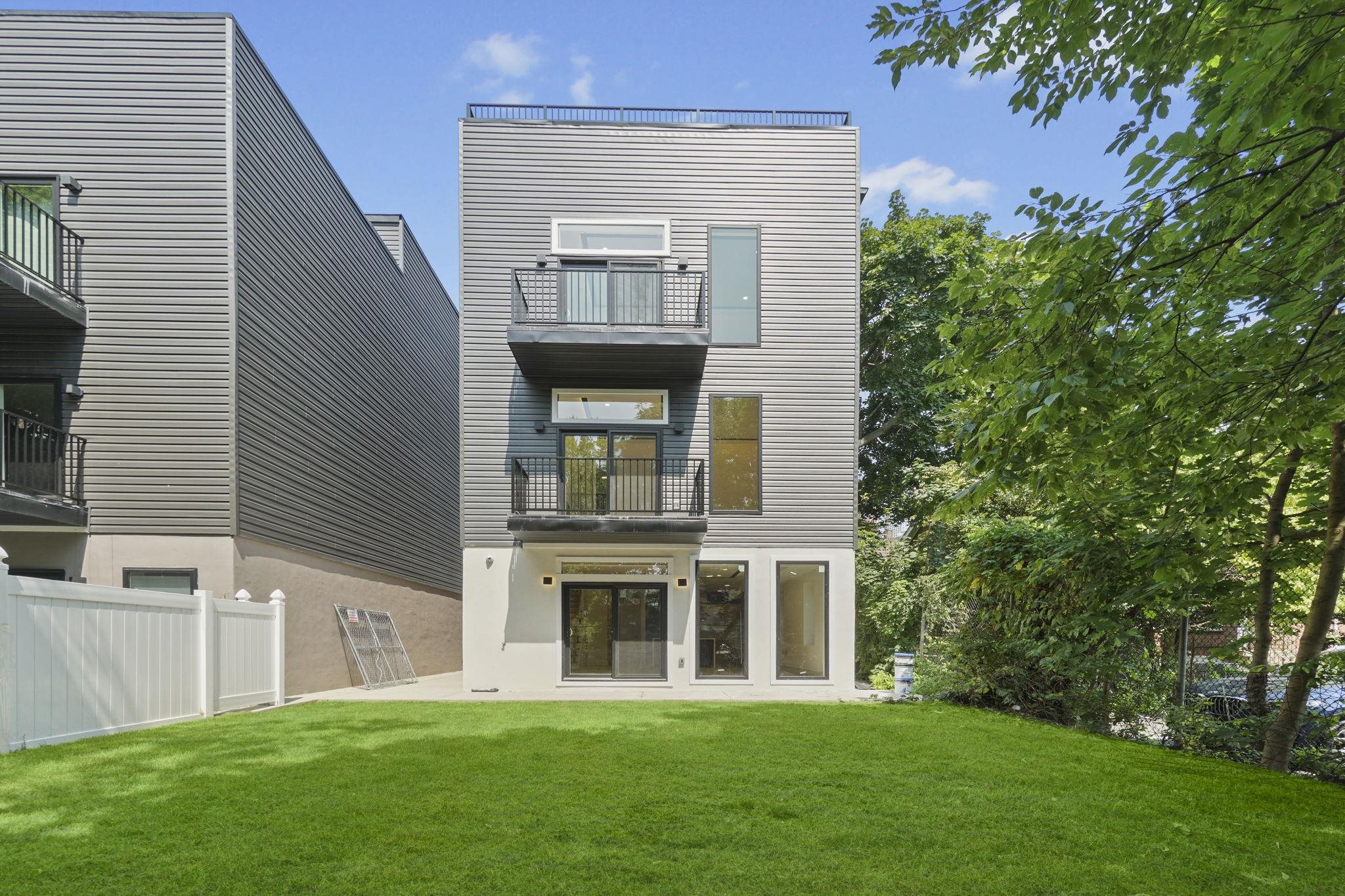 21 HIGHLAND AVE Unit: B