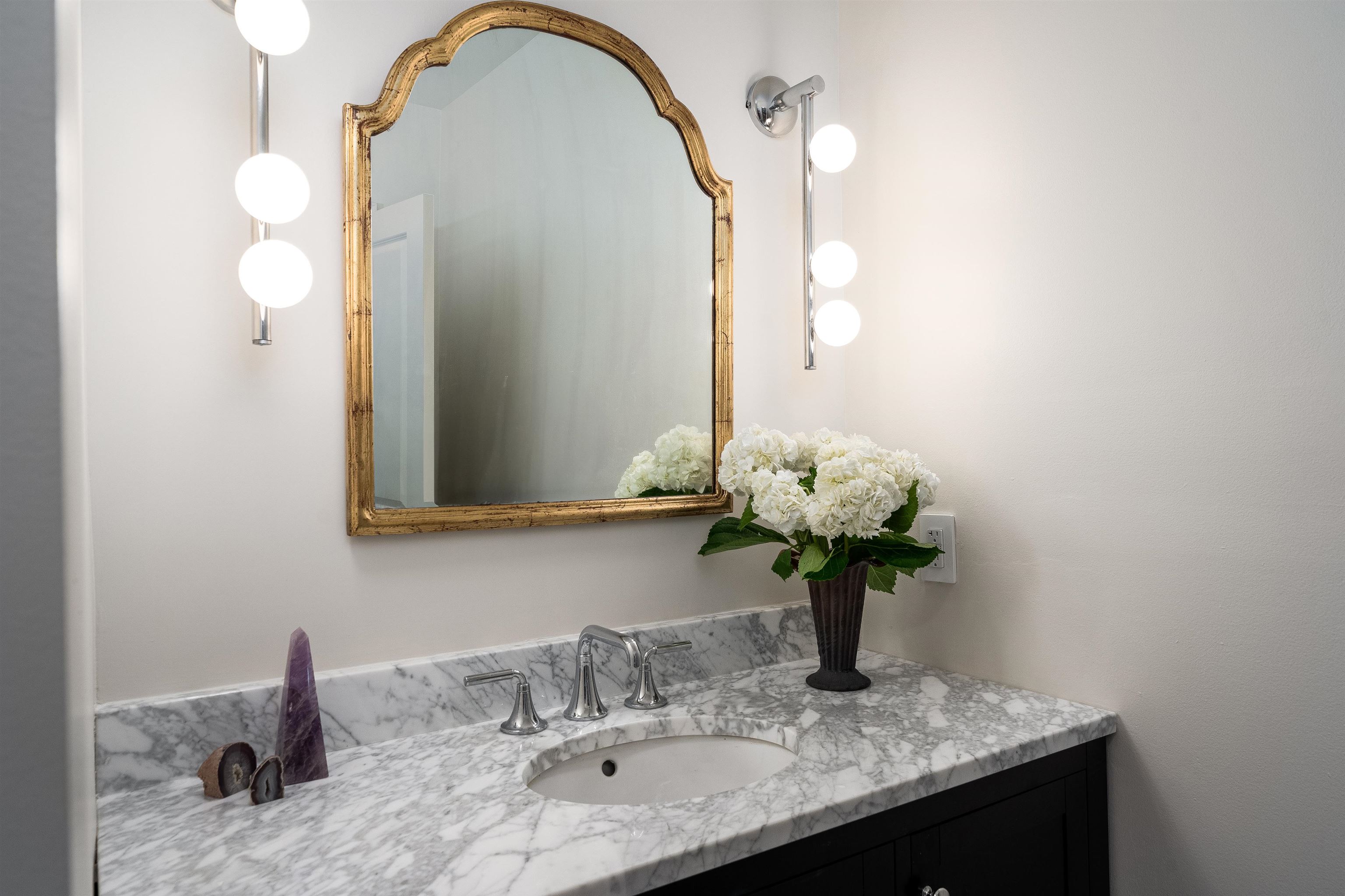 117 KENSINGTON AVE Unit: 304a