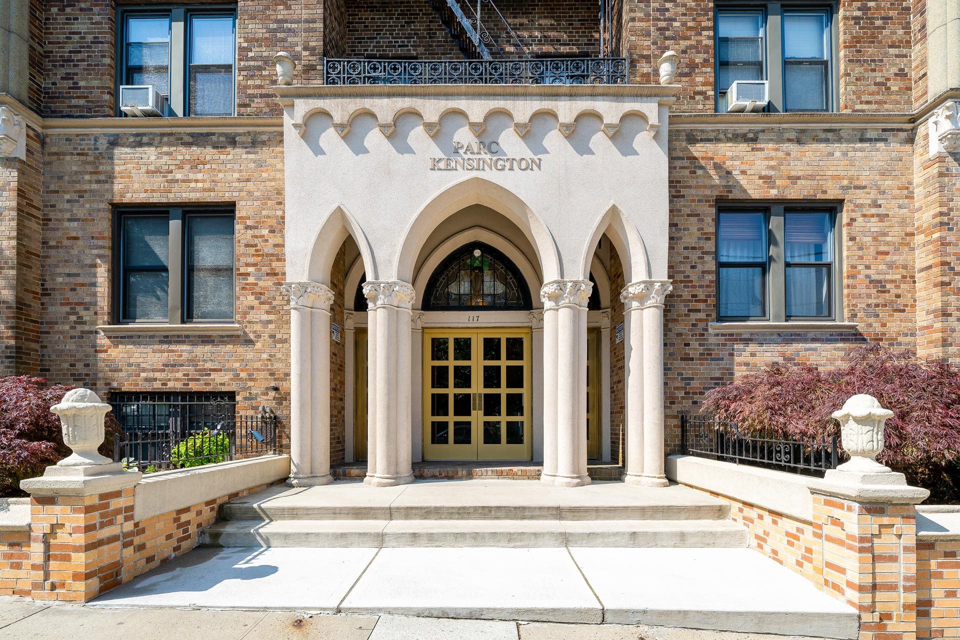 117 KENSINGTON AVE Unit: 304a