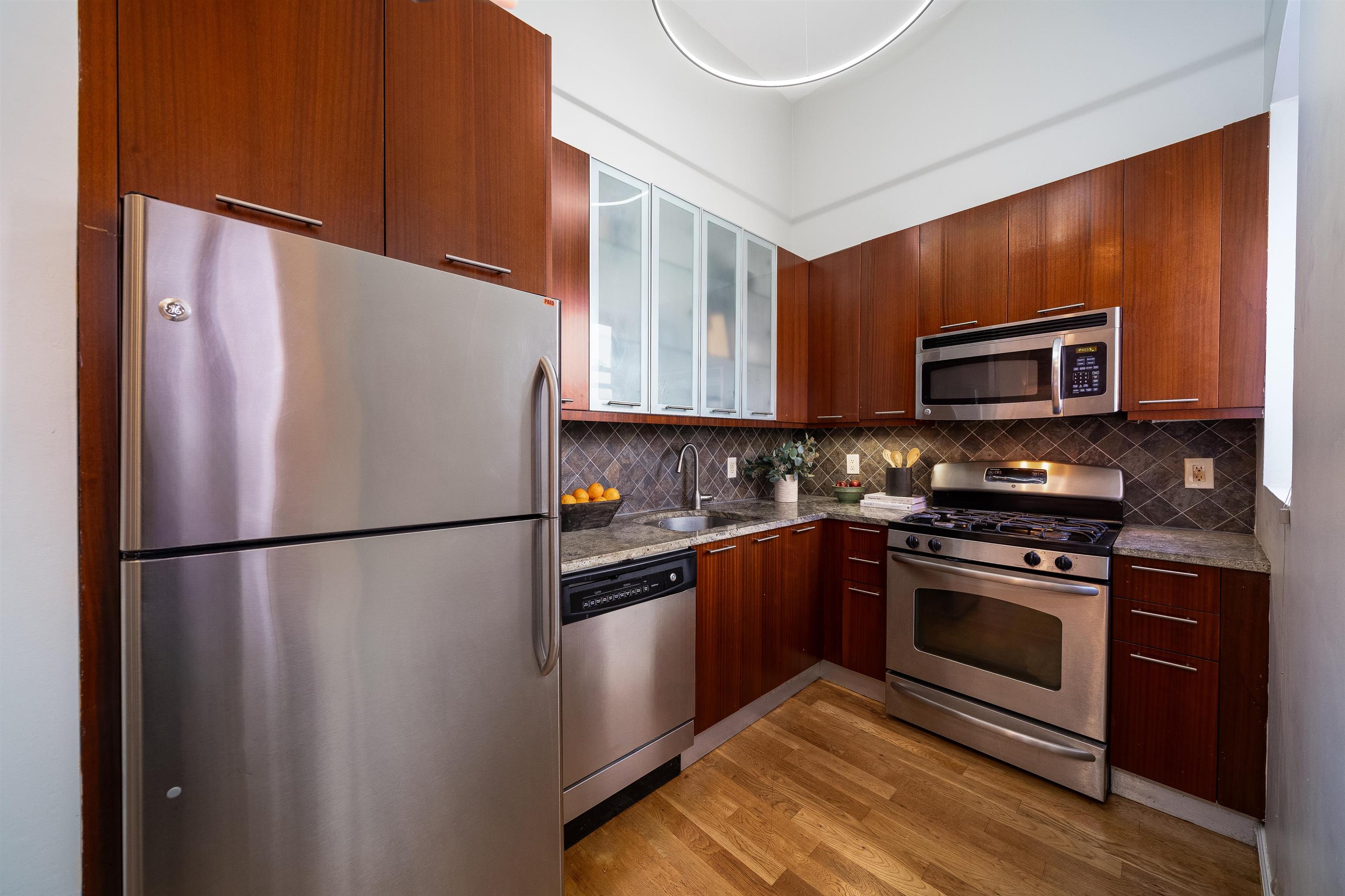 42-44 PROSPECT ST Unit: 4A