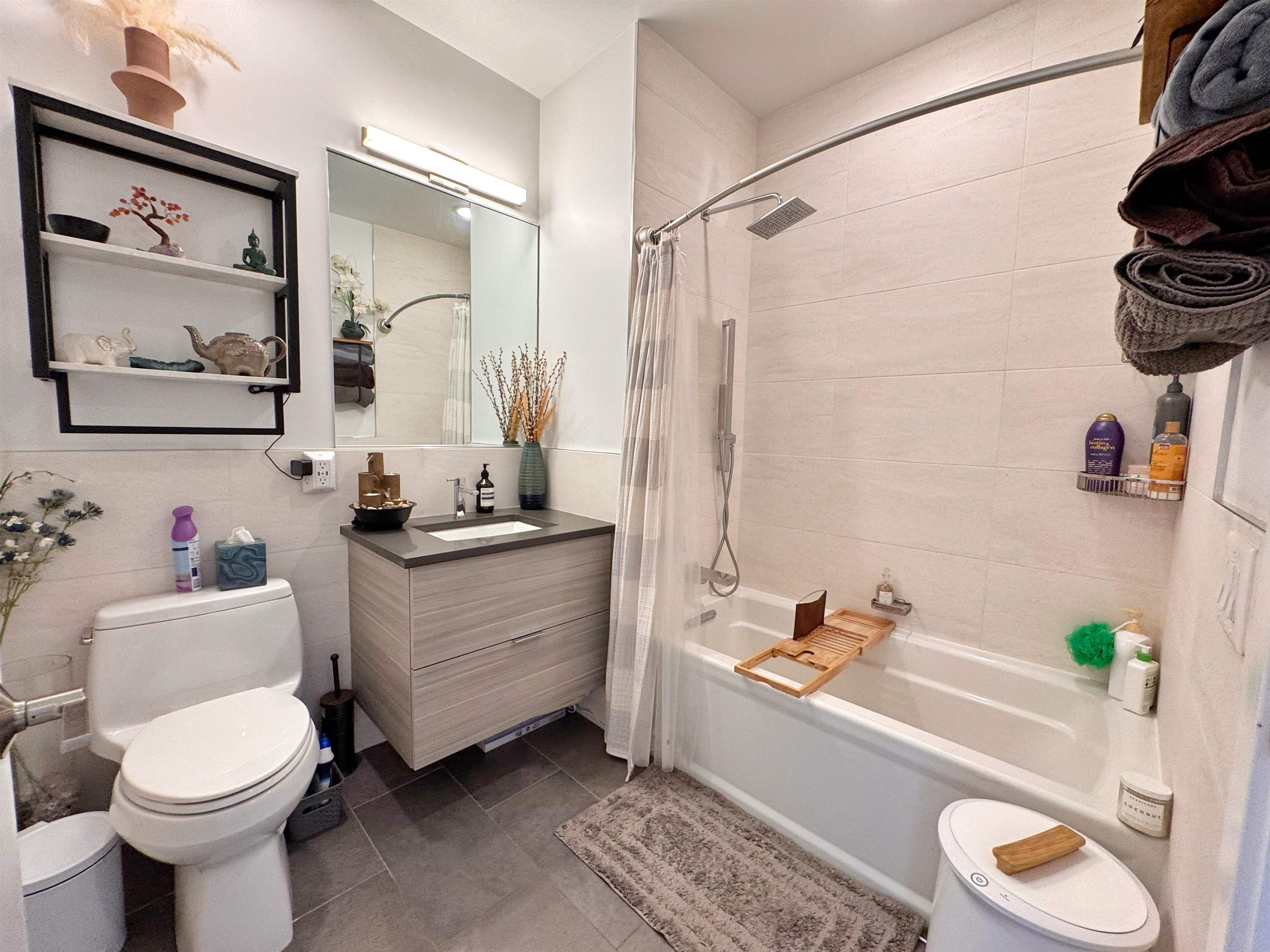 332 NEWARK AVE Unit: 6C