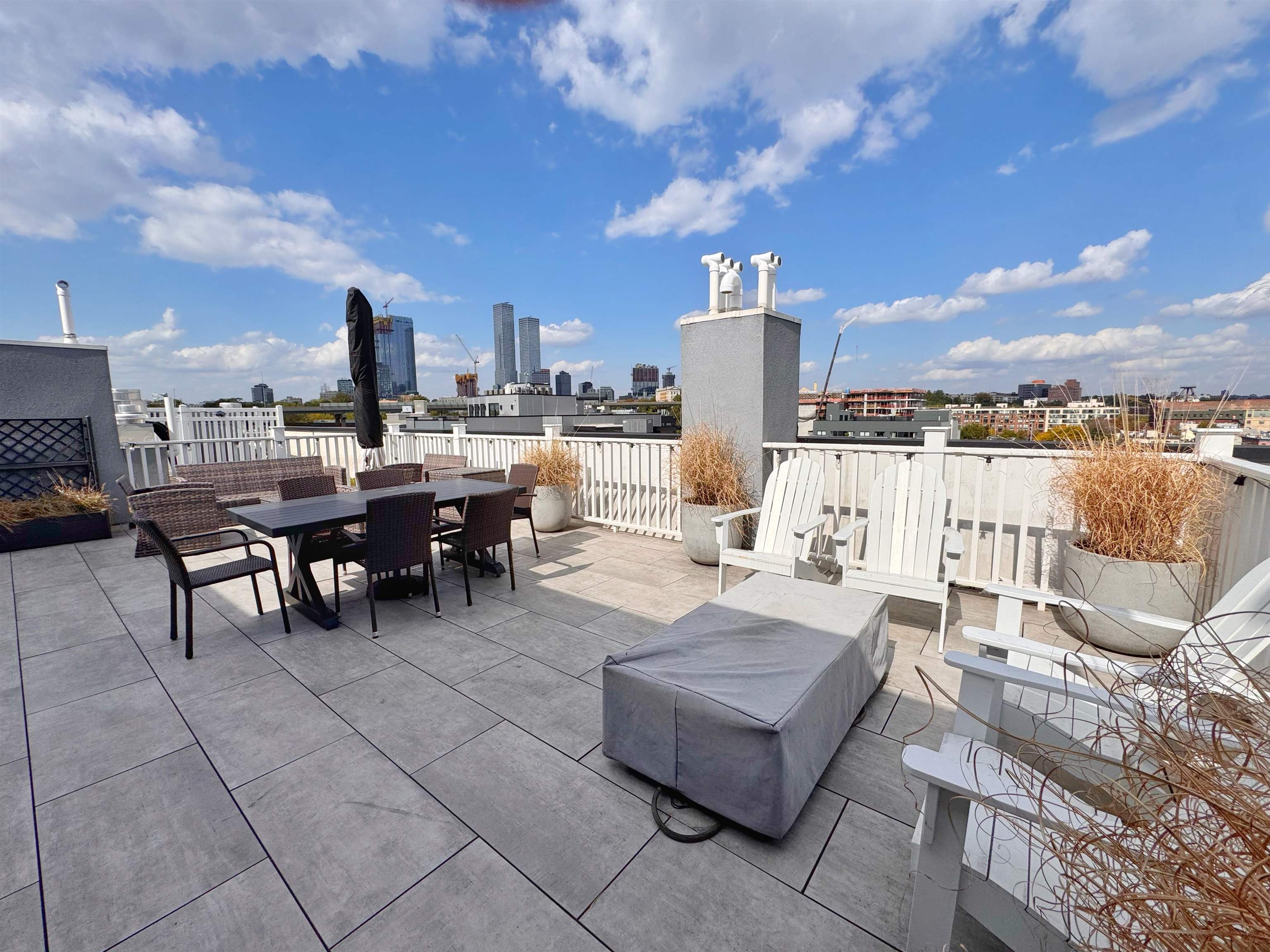 332 NEWARK AVE Unit: 6C