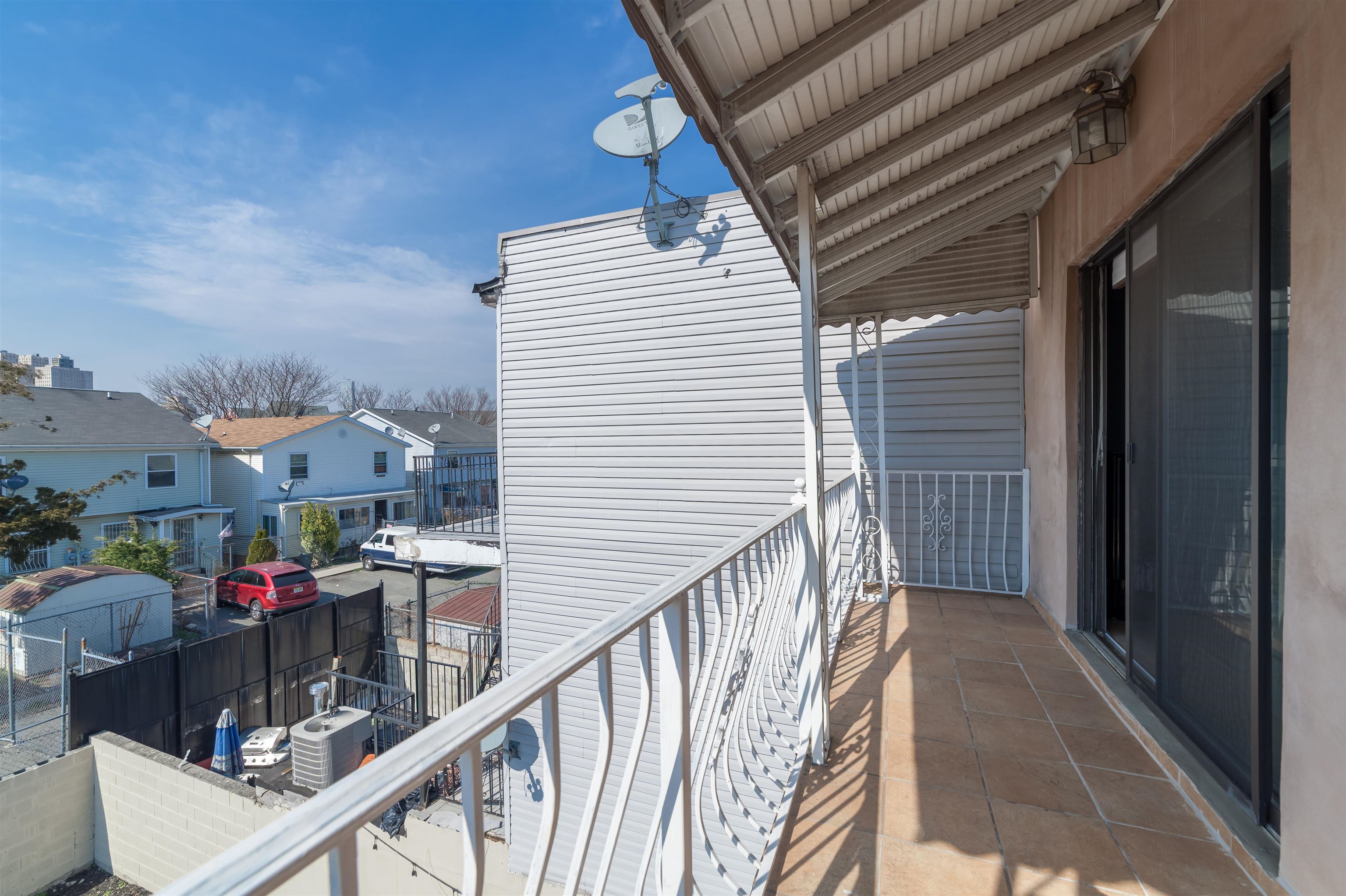 433 PACIFIC AVE Unit: 3