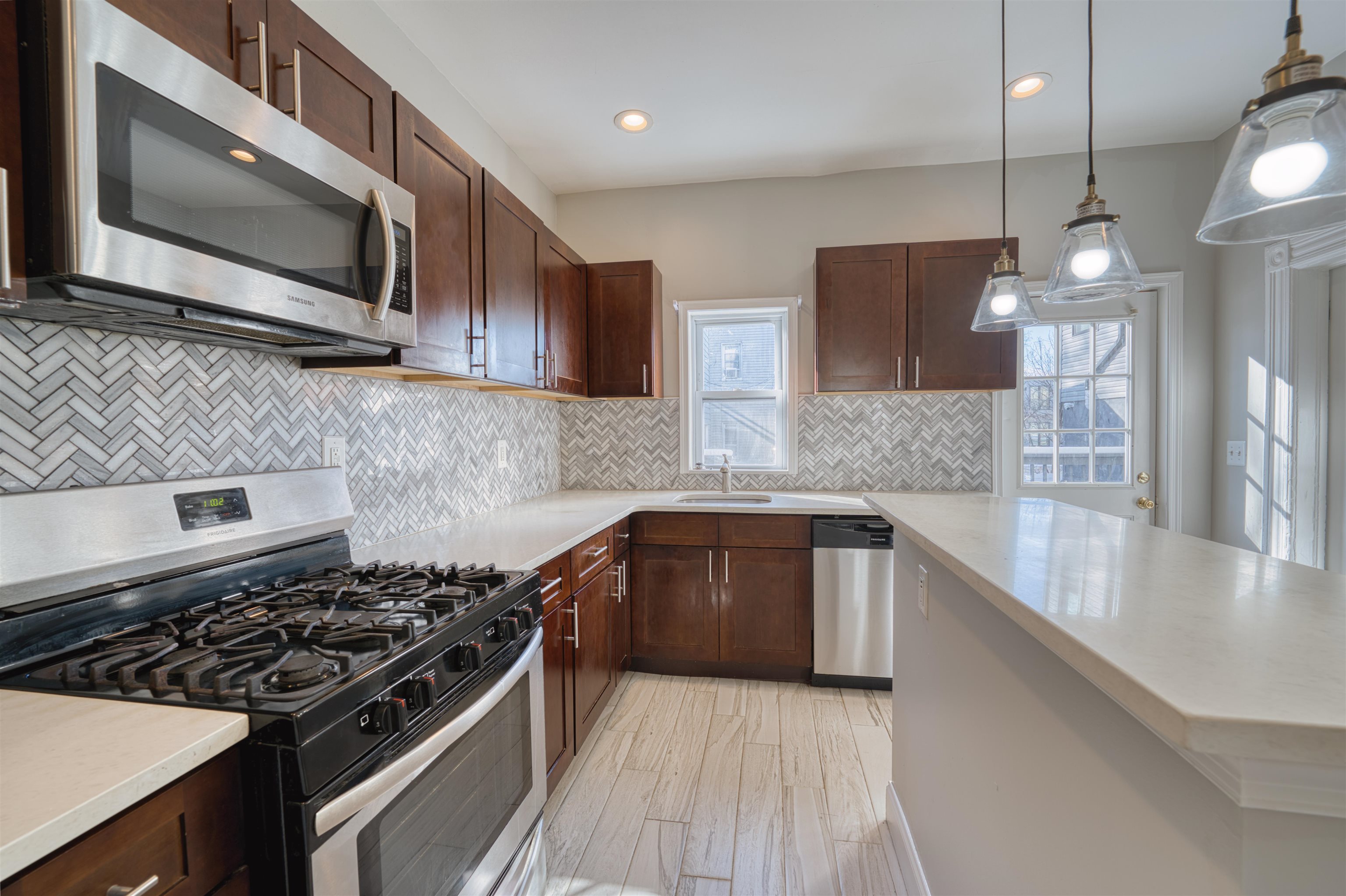 119 PROSPECT ST Unit: 1