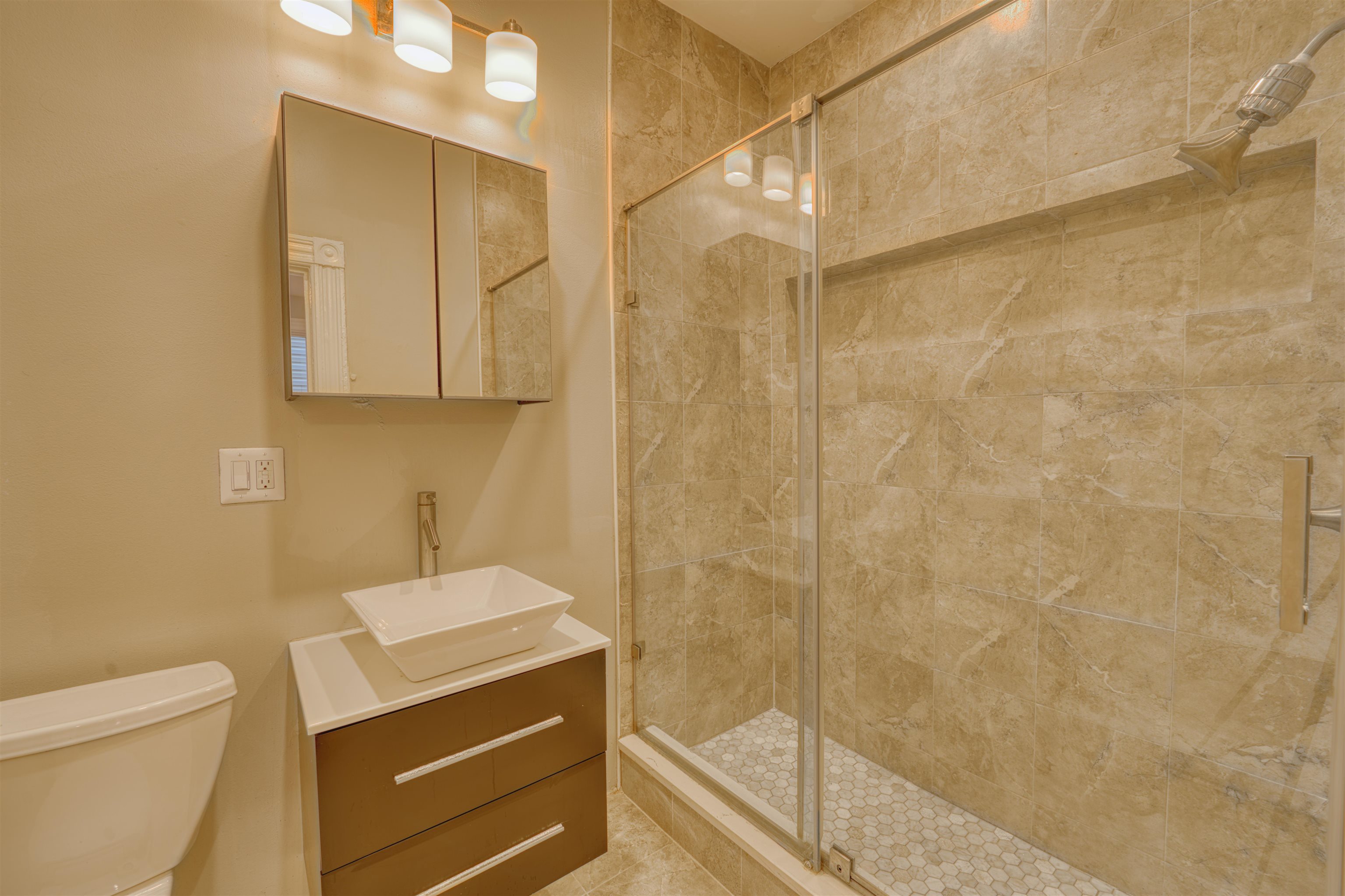 119 PROSPECT ST Unit: 1