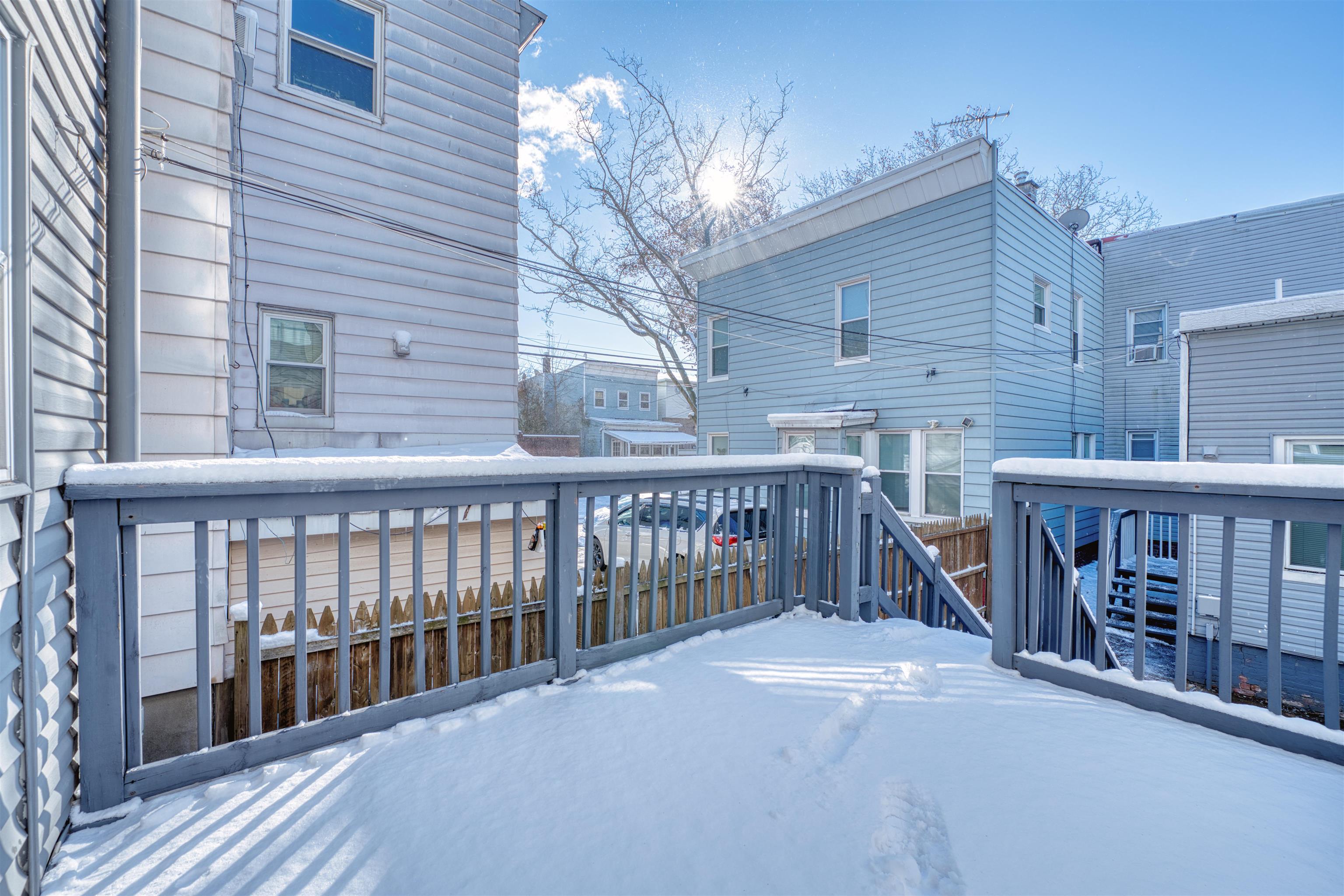 119 PROSPECT ST Unit: 1