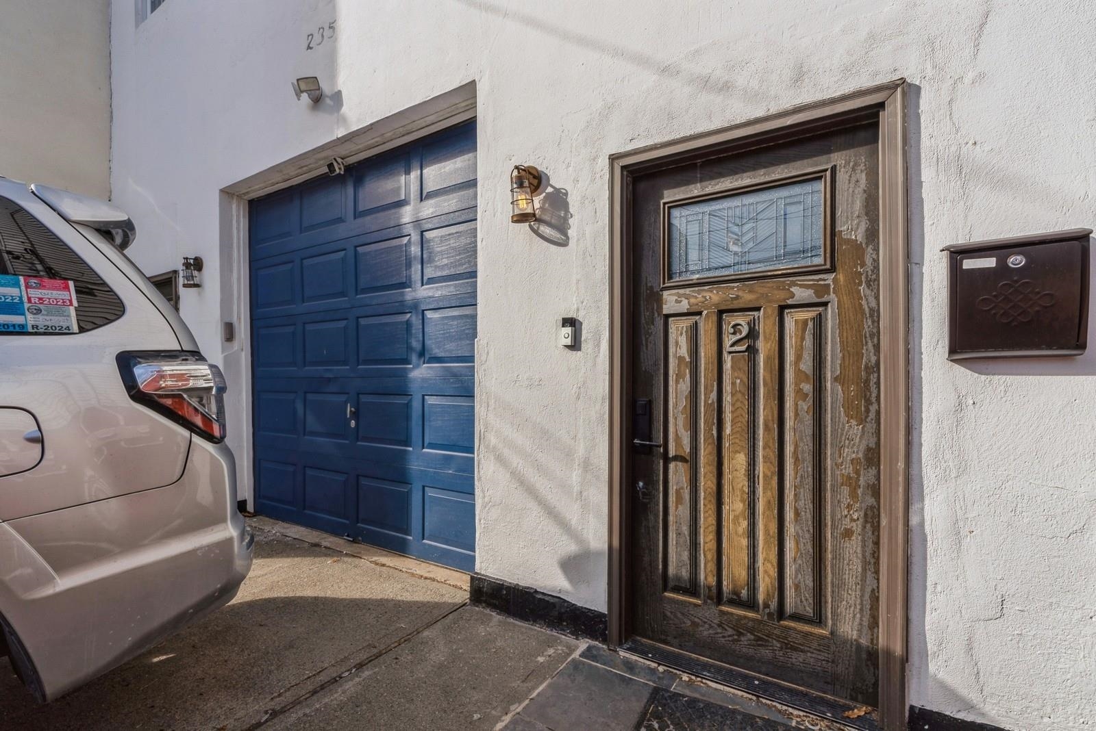 235 OGDEN AVE
