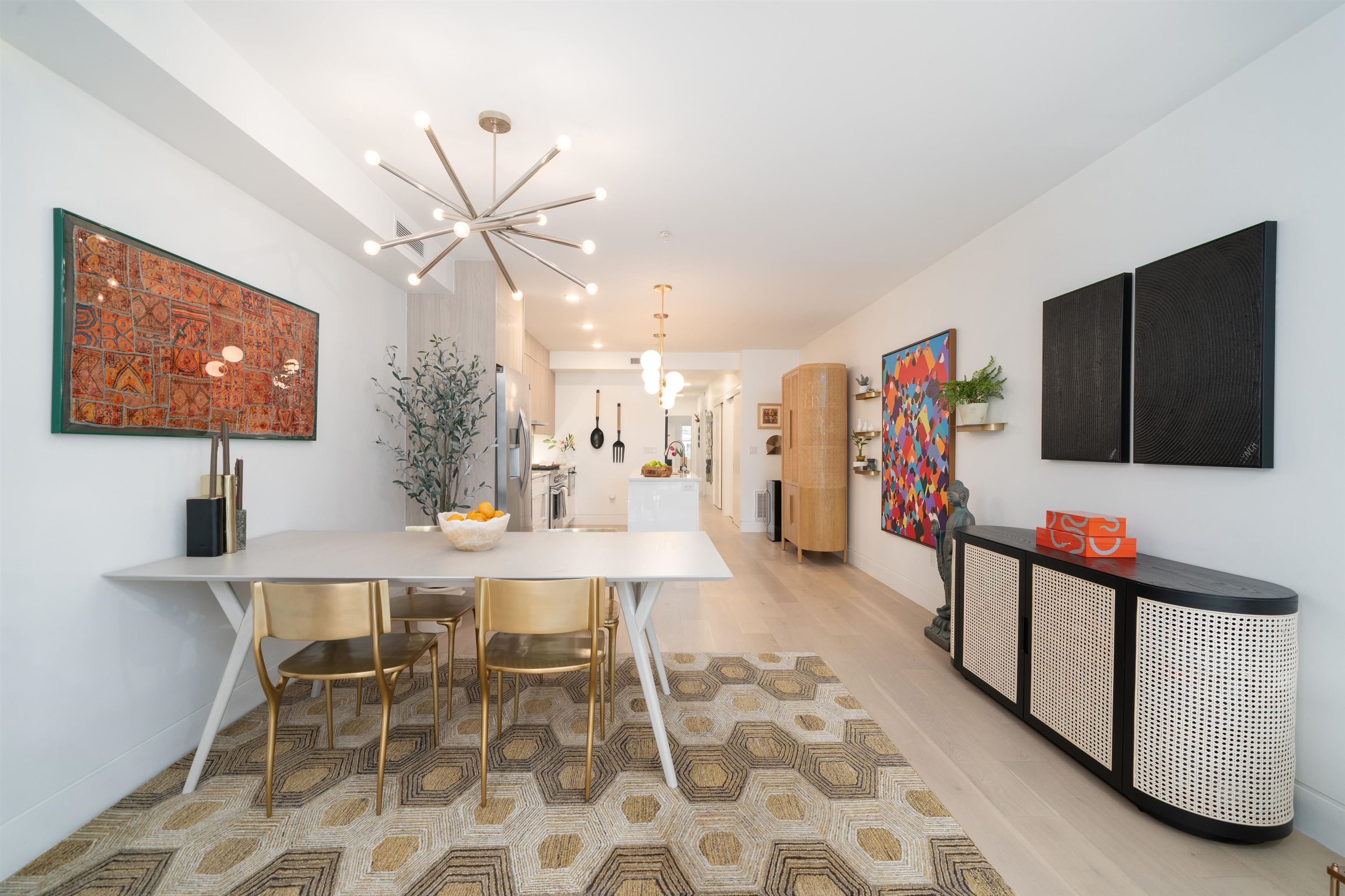 415 MONMOUTH ST Unit: 3
