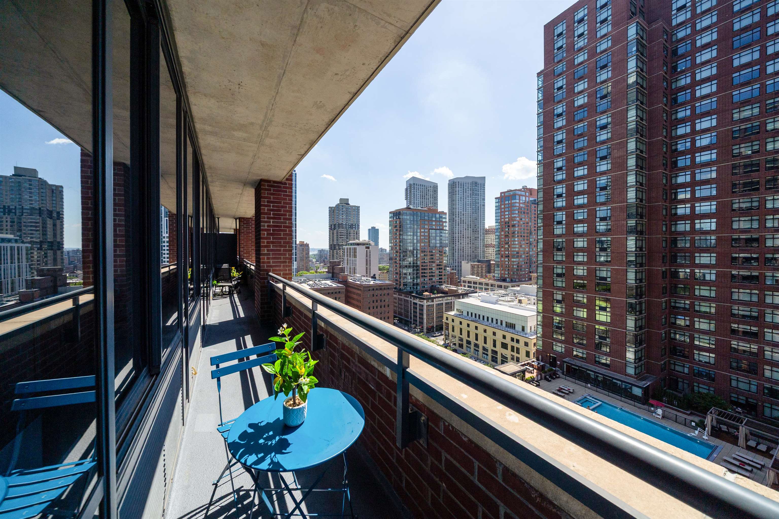 389 WASHINGTON ST Unit: 19B