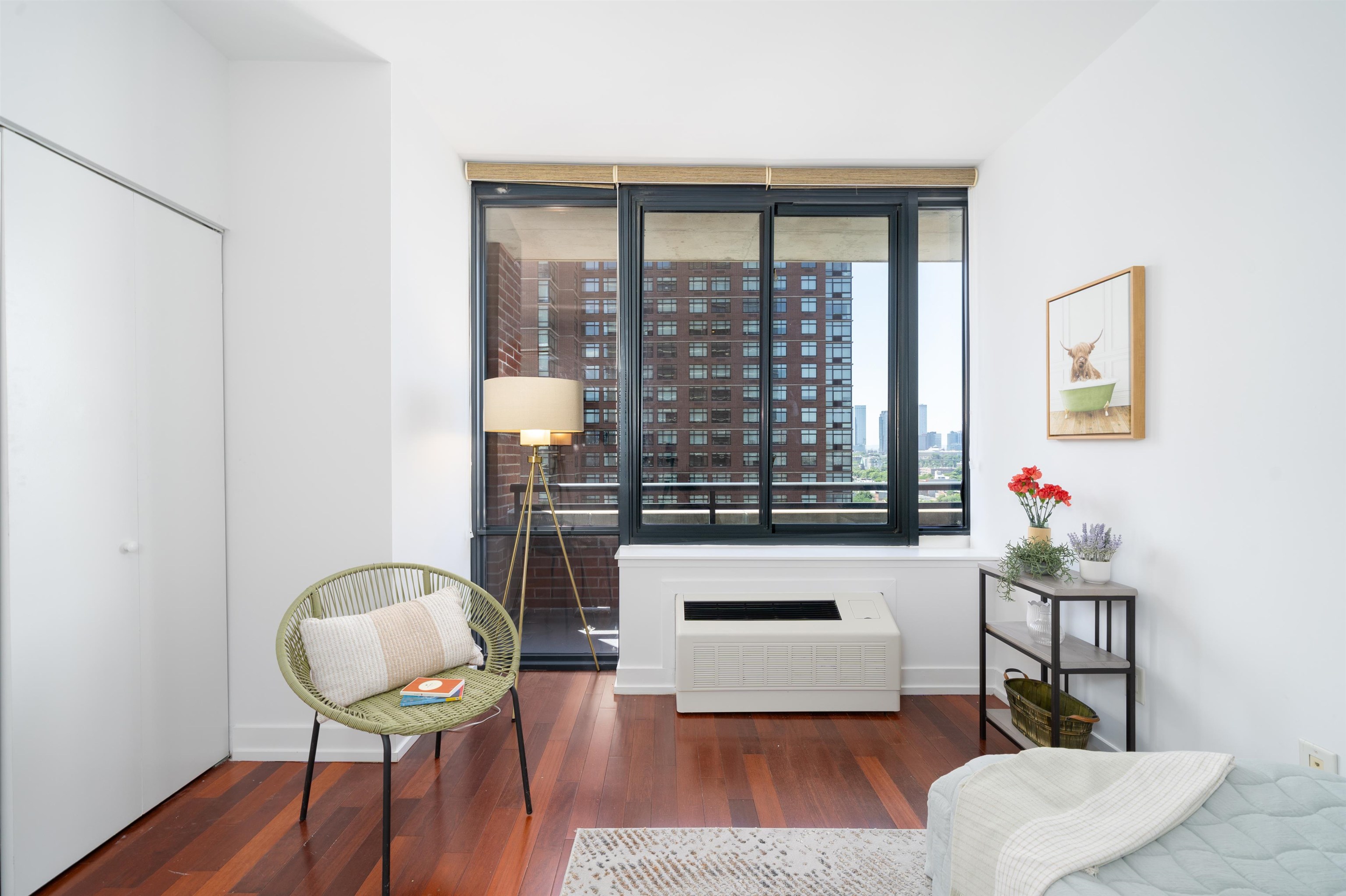 389 WASHINGTON ST Unit: 19B