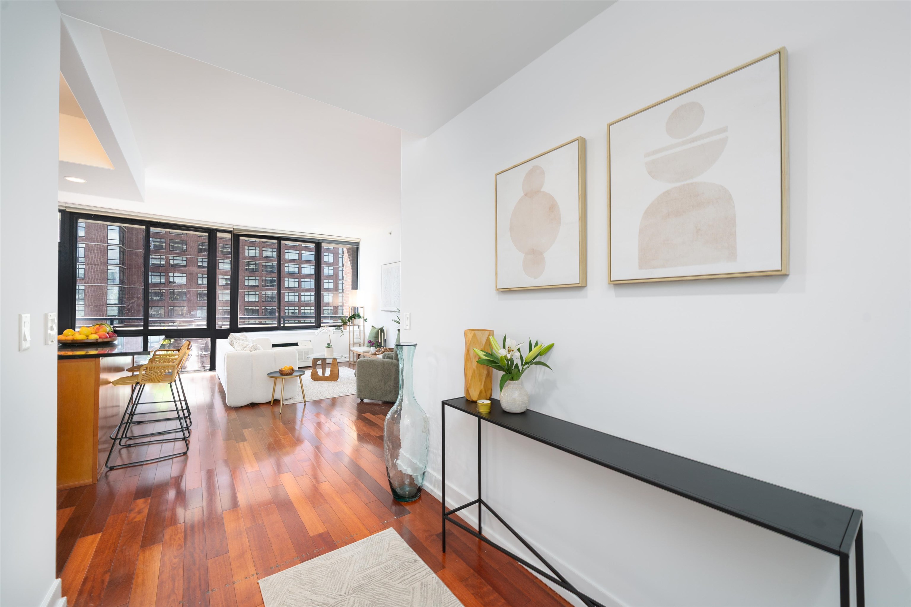 389 WASHINGTON ST Unit: 19B