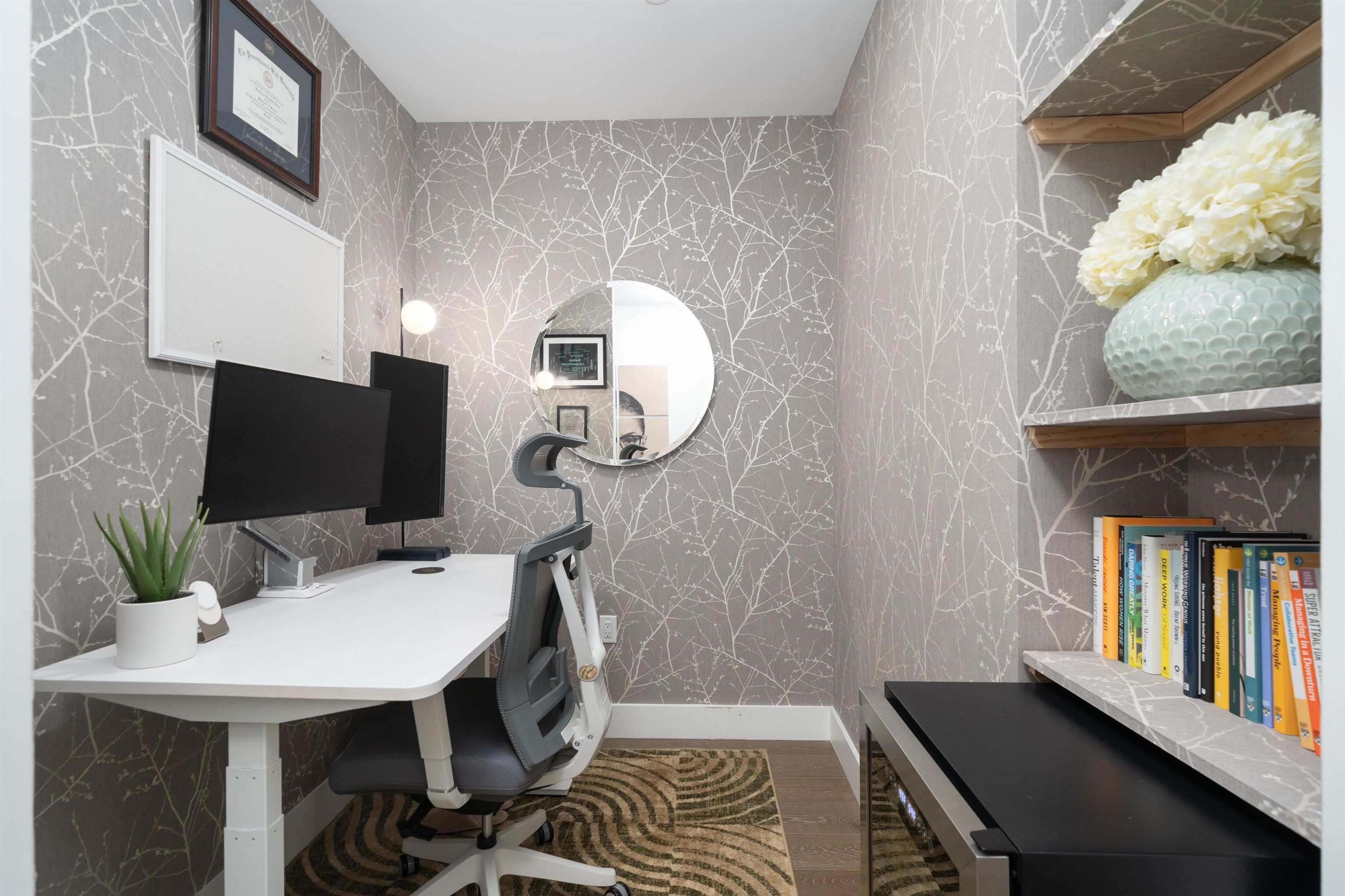 386 5TH ST Unit: 404