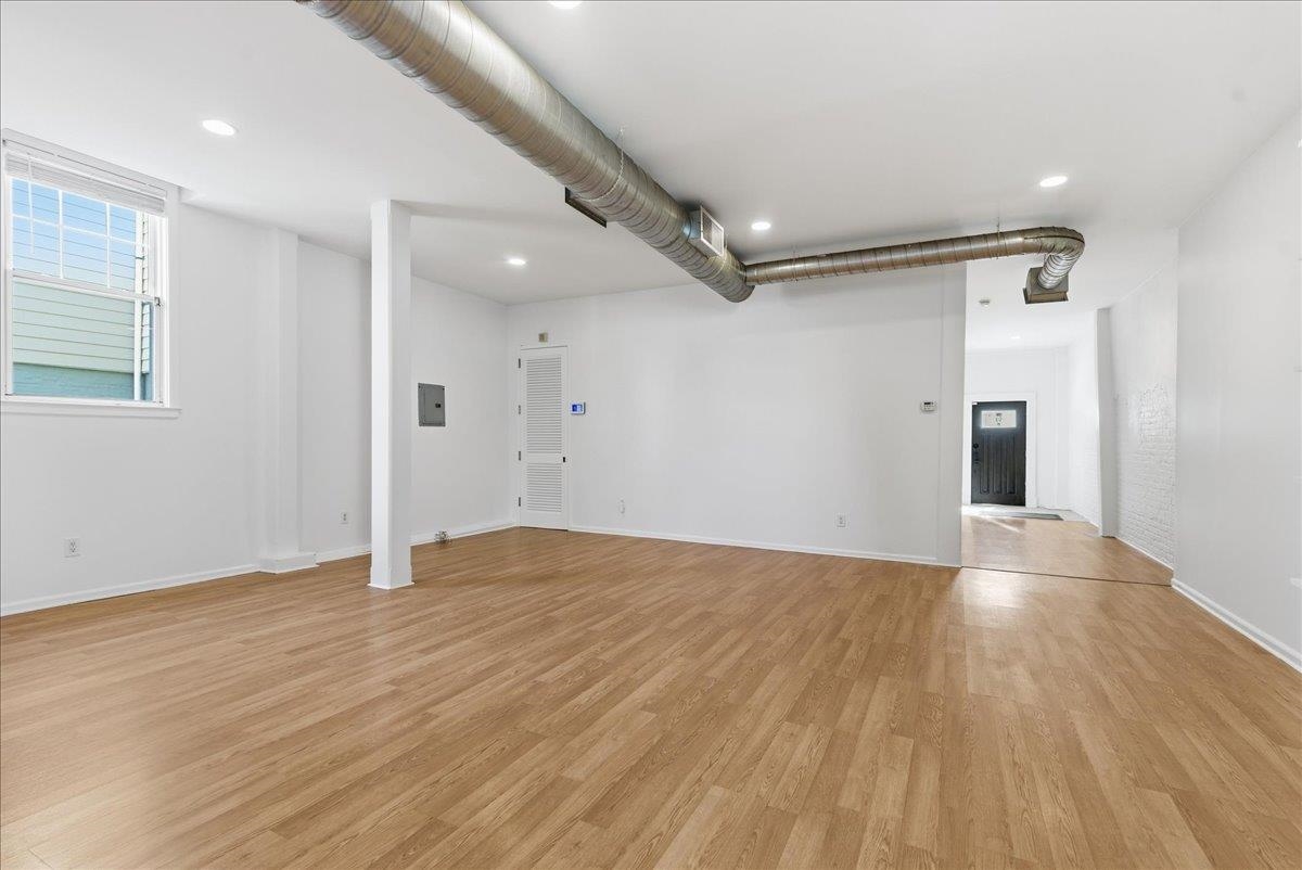 235 OGDEN AVE Unit: 1