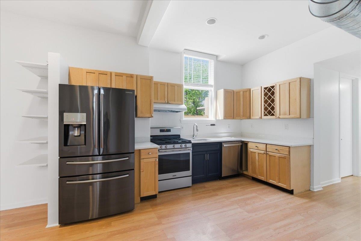 235 OGDEN AVE Unit: 1