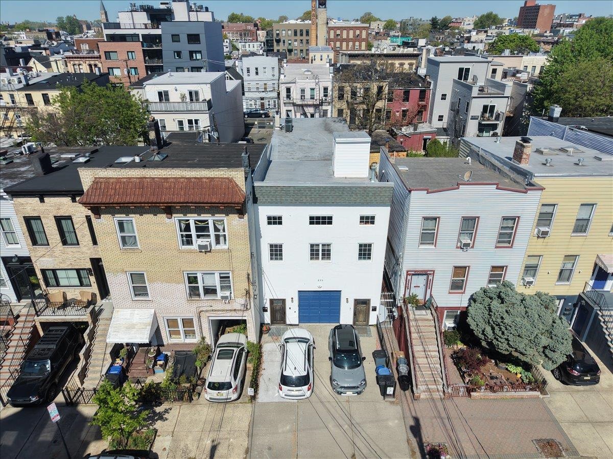 235 OGDEN AVE Unit: 1