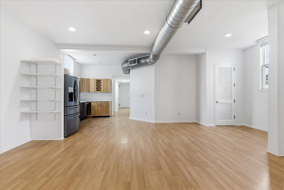 235 OGDEN AVE Unit: 1