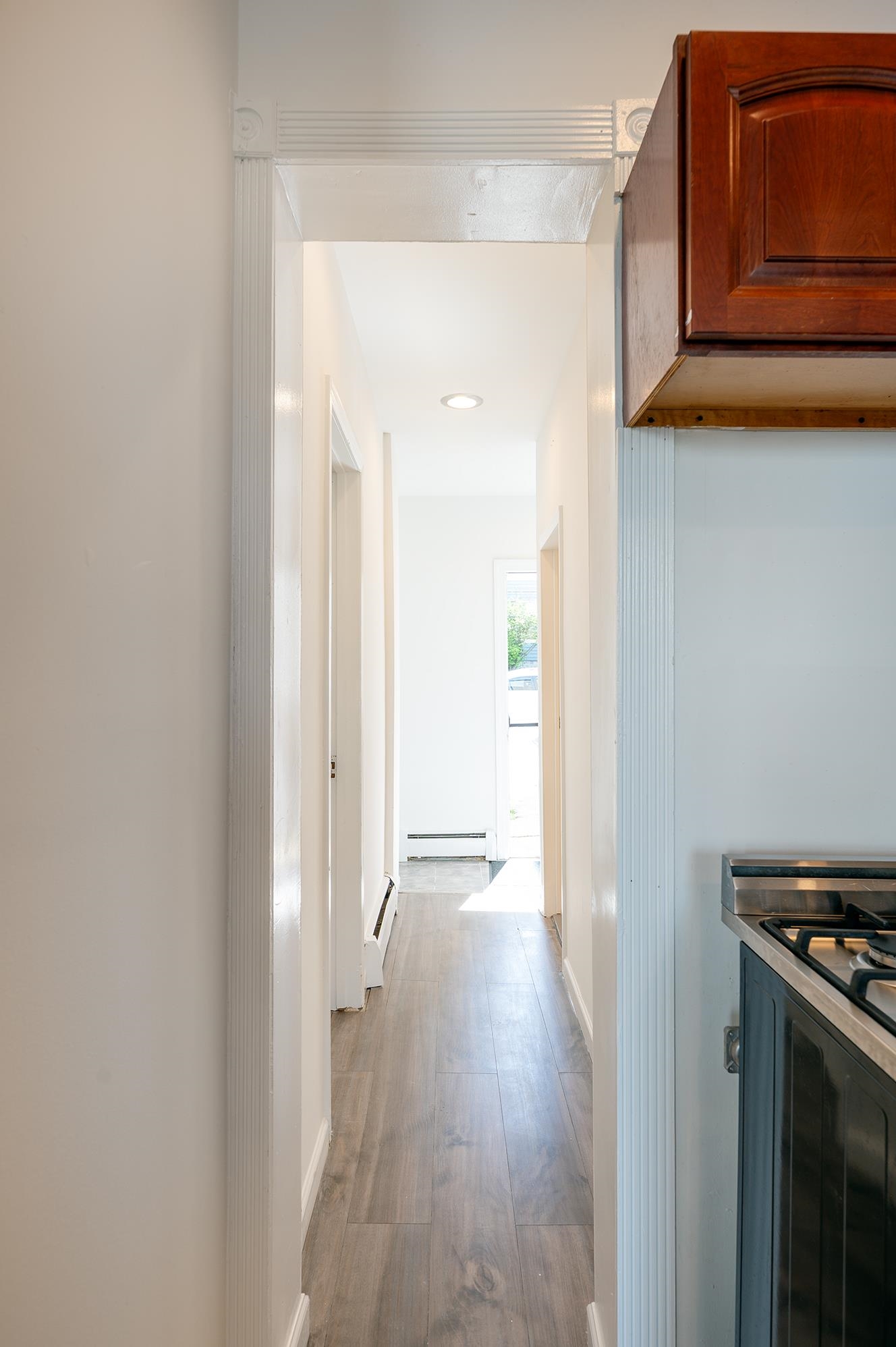 48 RAVINE AVE Unit: 1