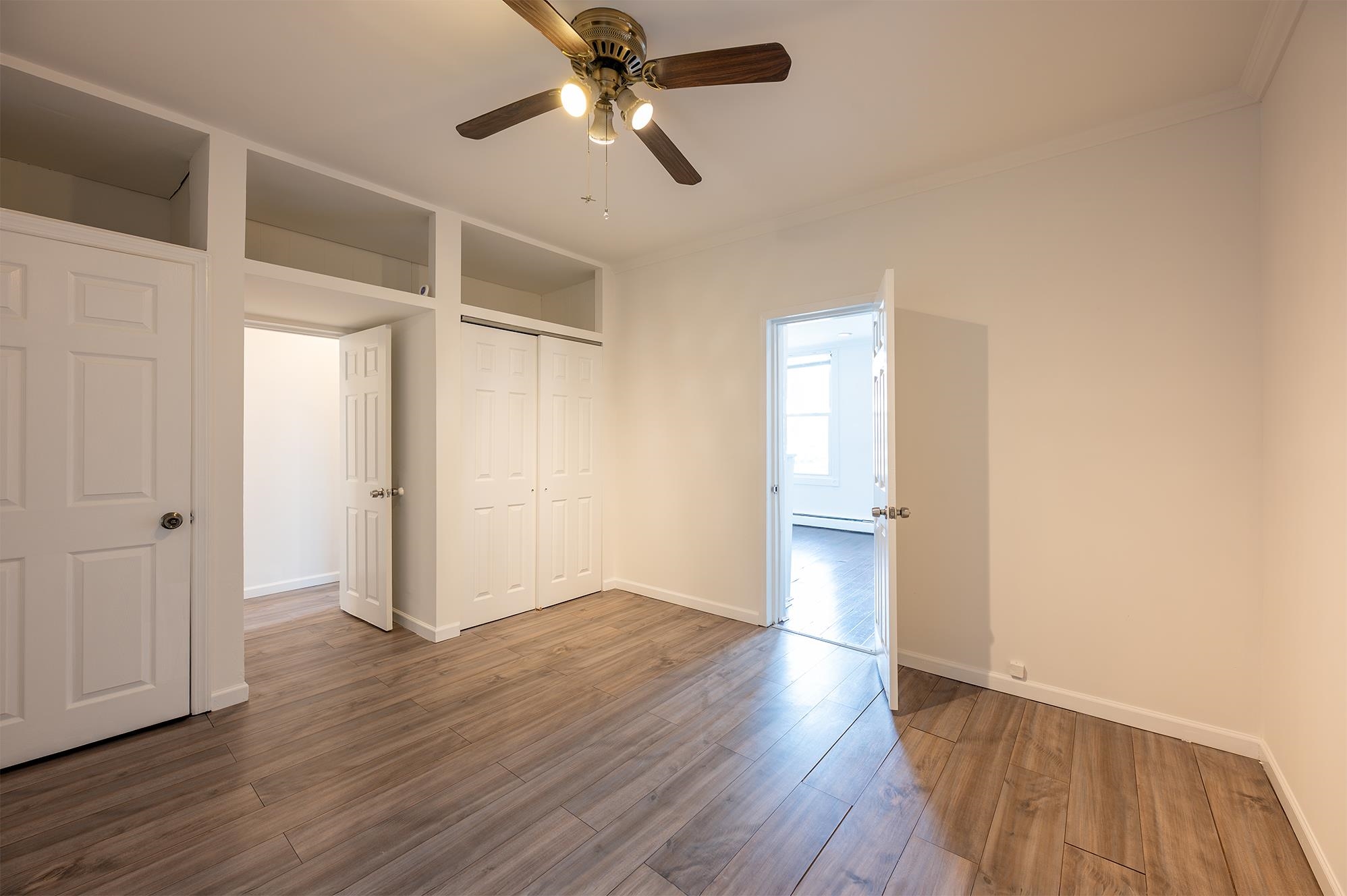 48 RAVINE AVE Unit: 1