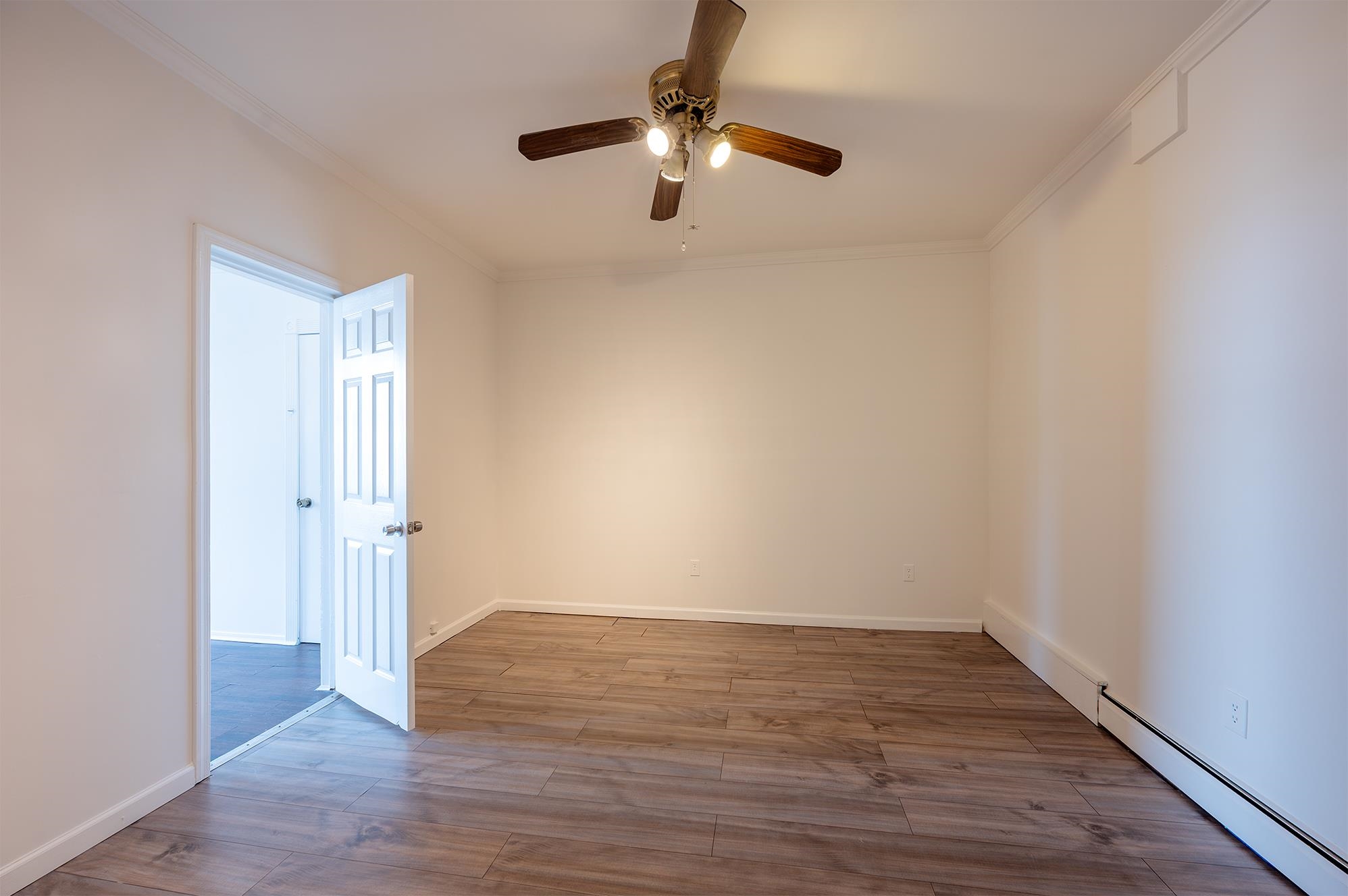 48 RAVINE AVE Unit: 1