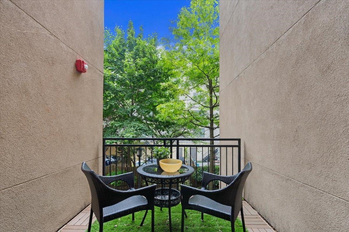 650 2ND ST Unit: 2D