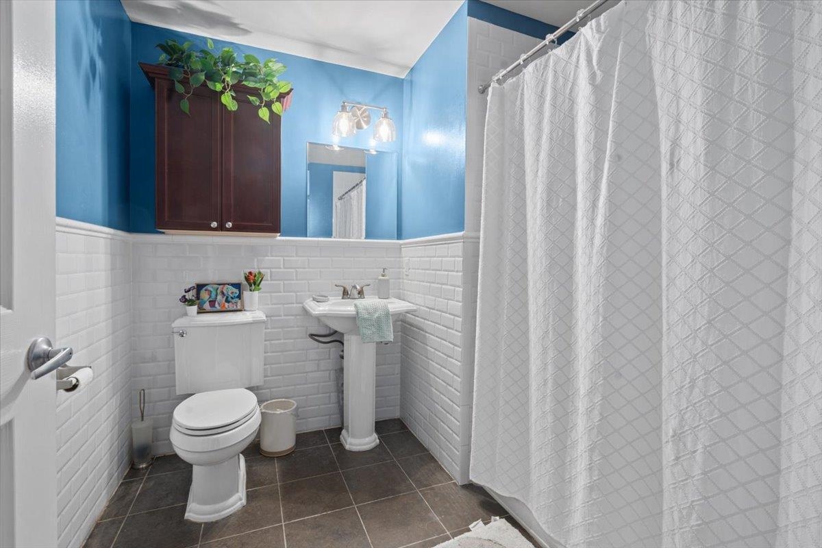 650 2ND ST Unit: 2D