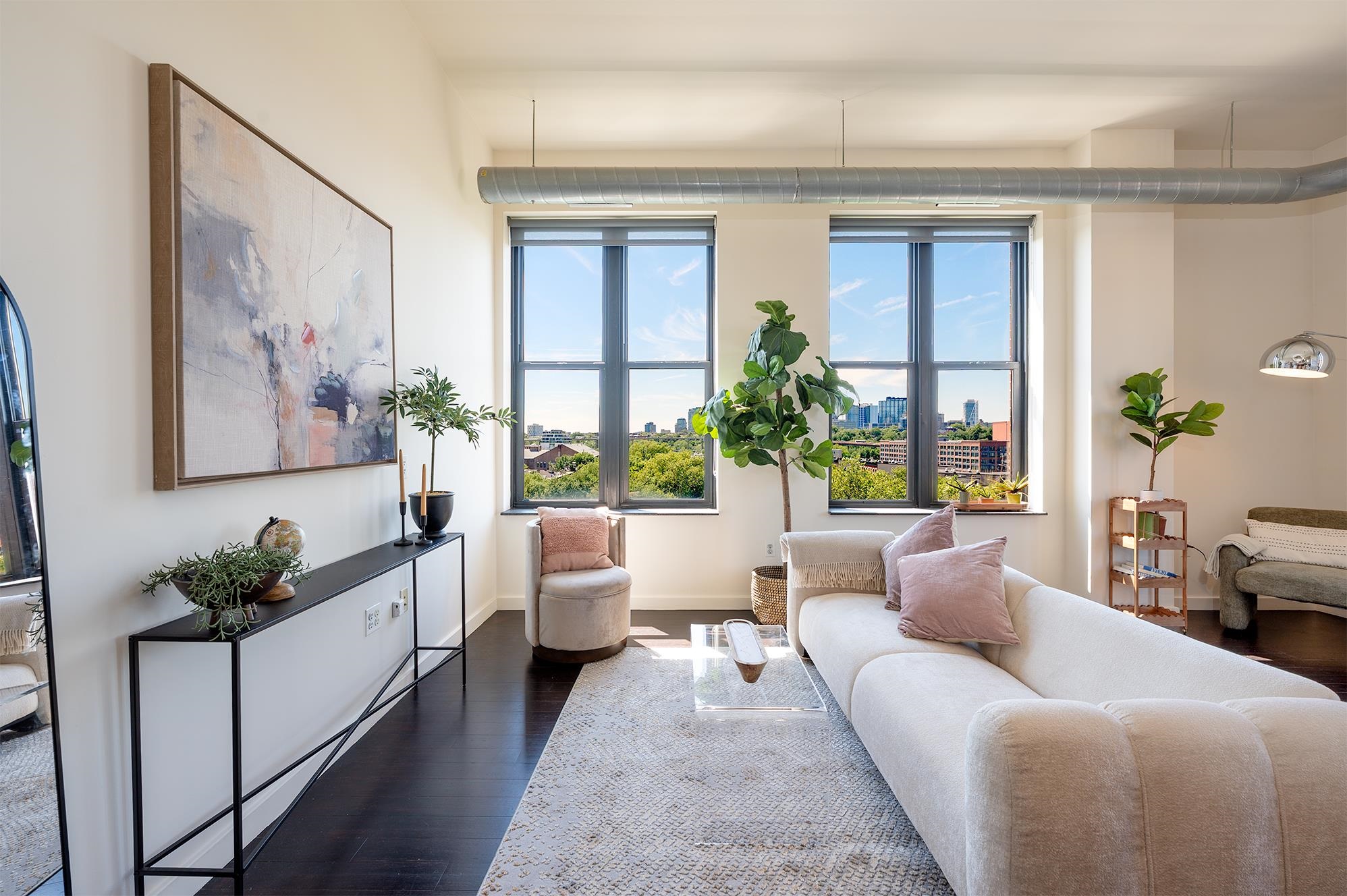 232 PAVONIA AVE Unit: 717