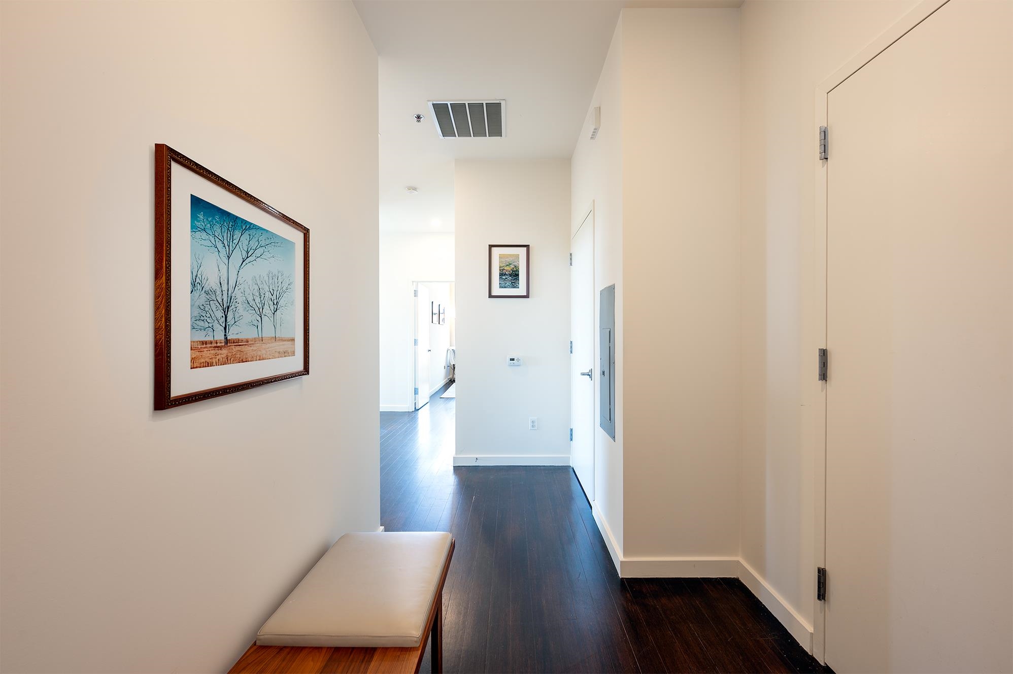 232 PAVONIA AVE Unit: 717