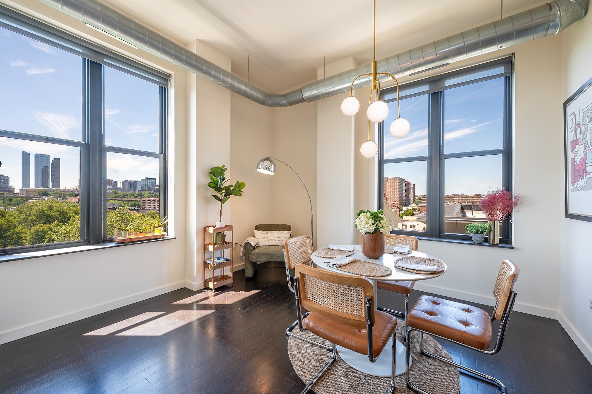 232 PAVONIA AVE Unit: 717