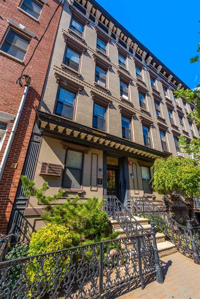 208 WILLOW AVE Unit: 405