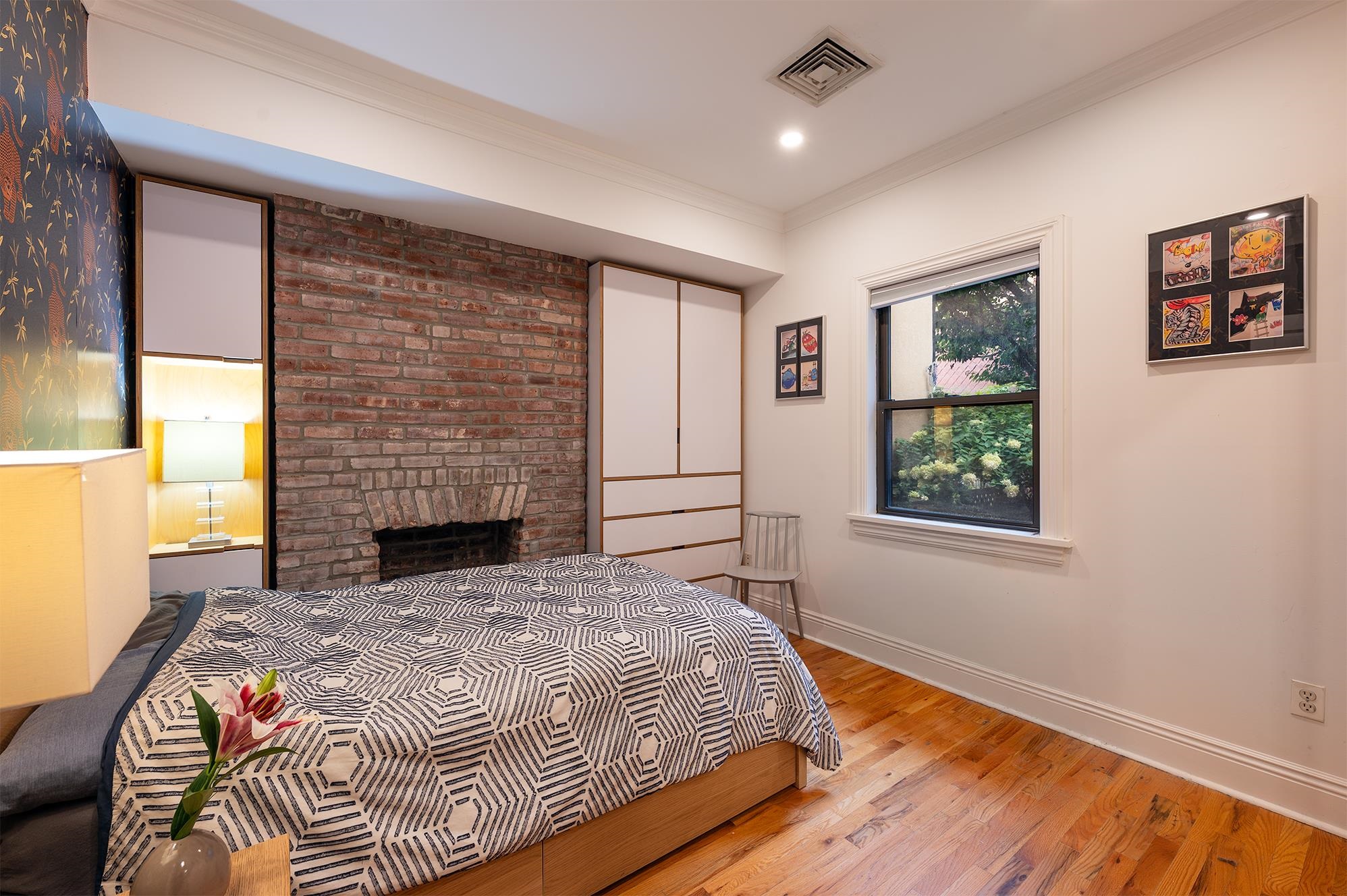 231 7TH ST Unit: 1