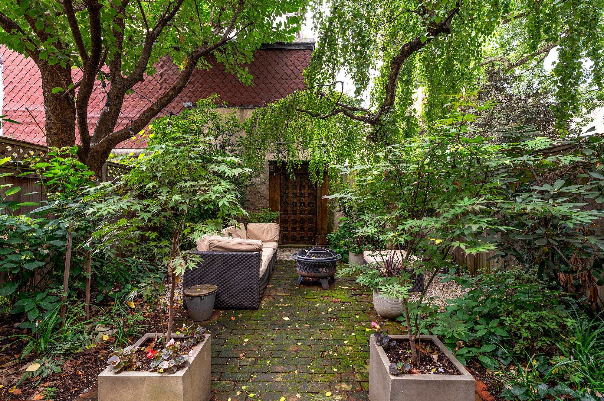 231 7TH ST Unit: 1