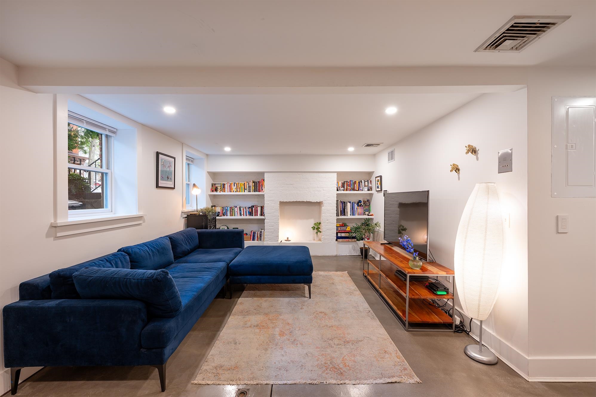 231 7TH ST Unit: 1