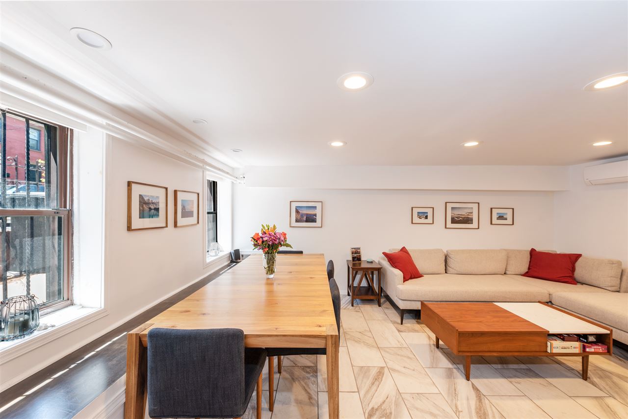 280 5TH ST Unit: 1