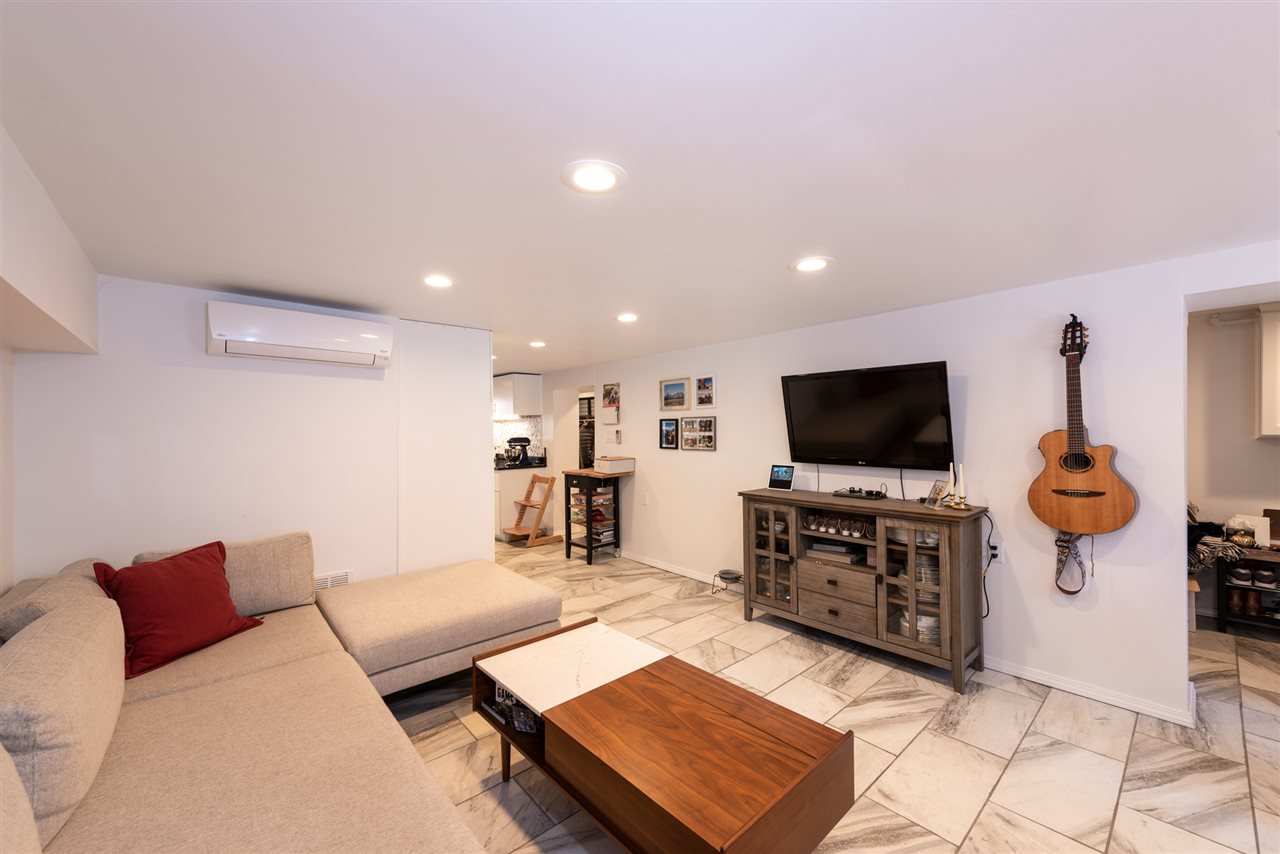 280 5TH ST Unit: 1