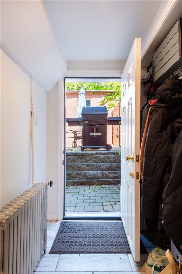 280 5TH ST Unit: 1