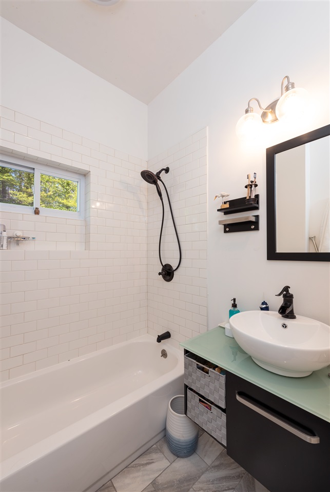 280 5TH ST Unit: 1
