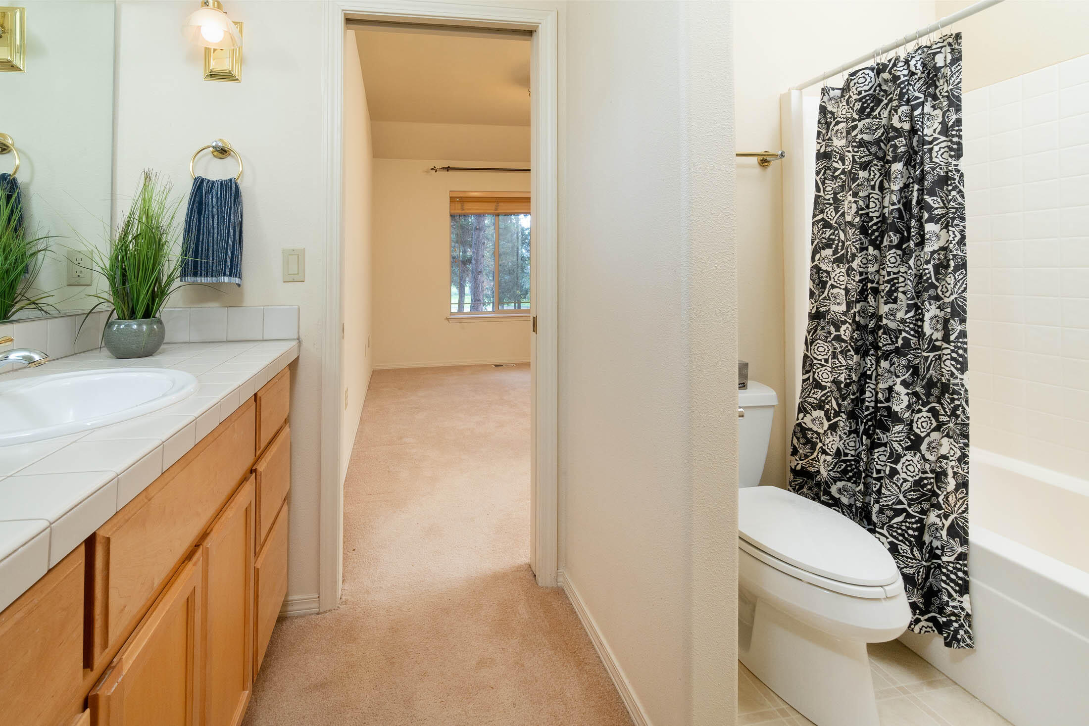 2630 NW Morris Court