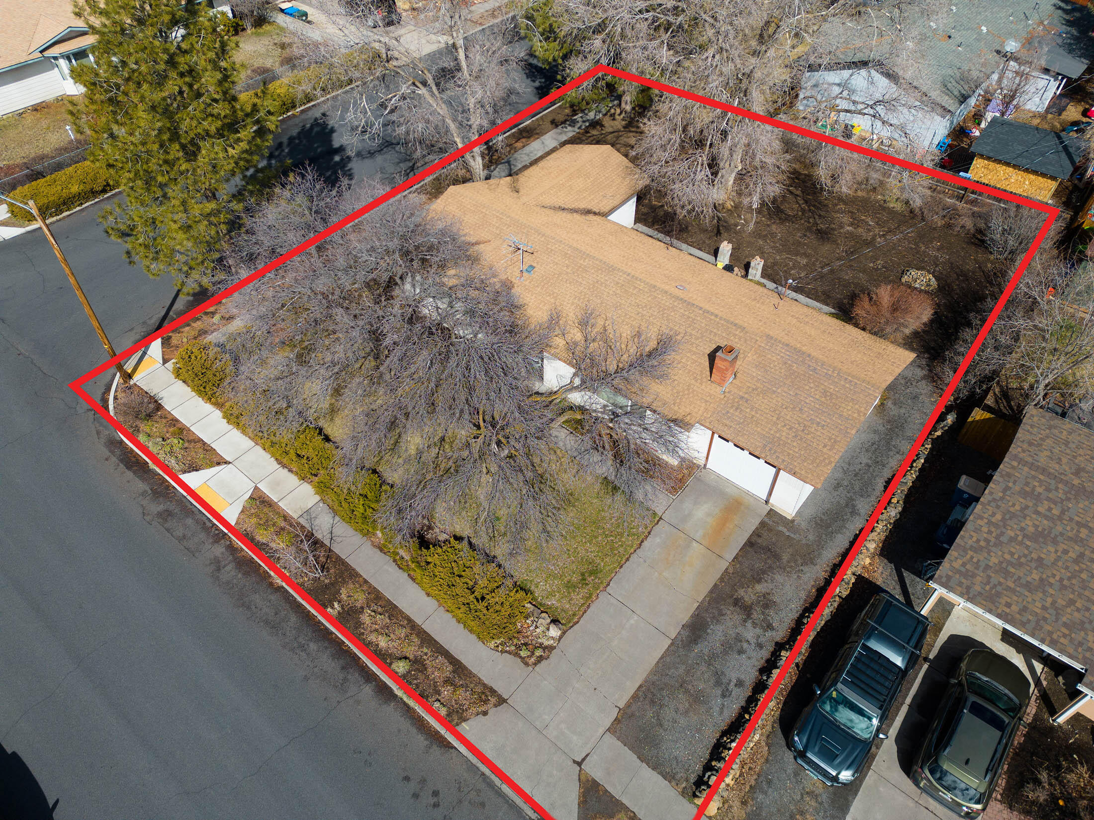 1306 NE Thompson Drive