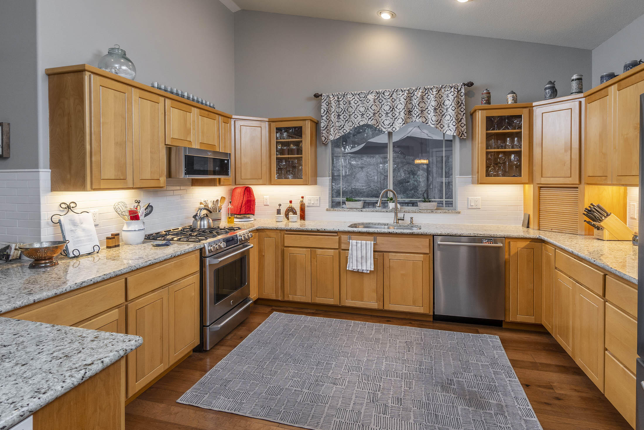 3051 NW Melville Drive