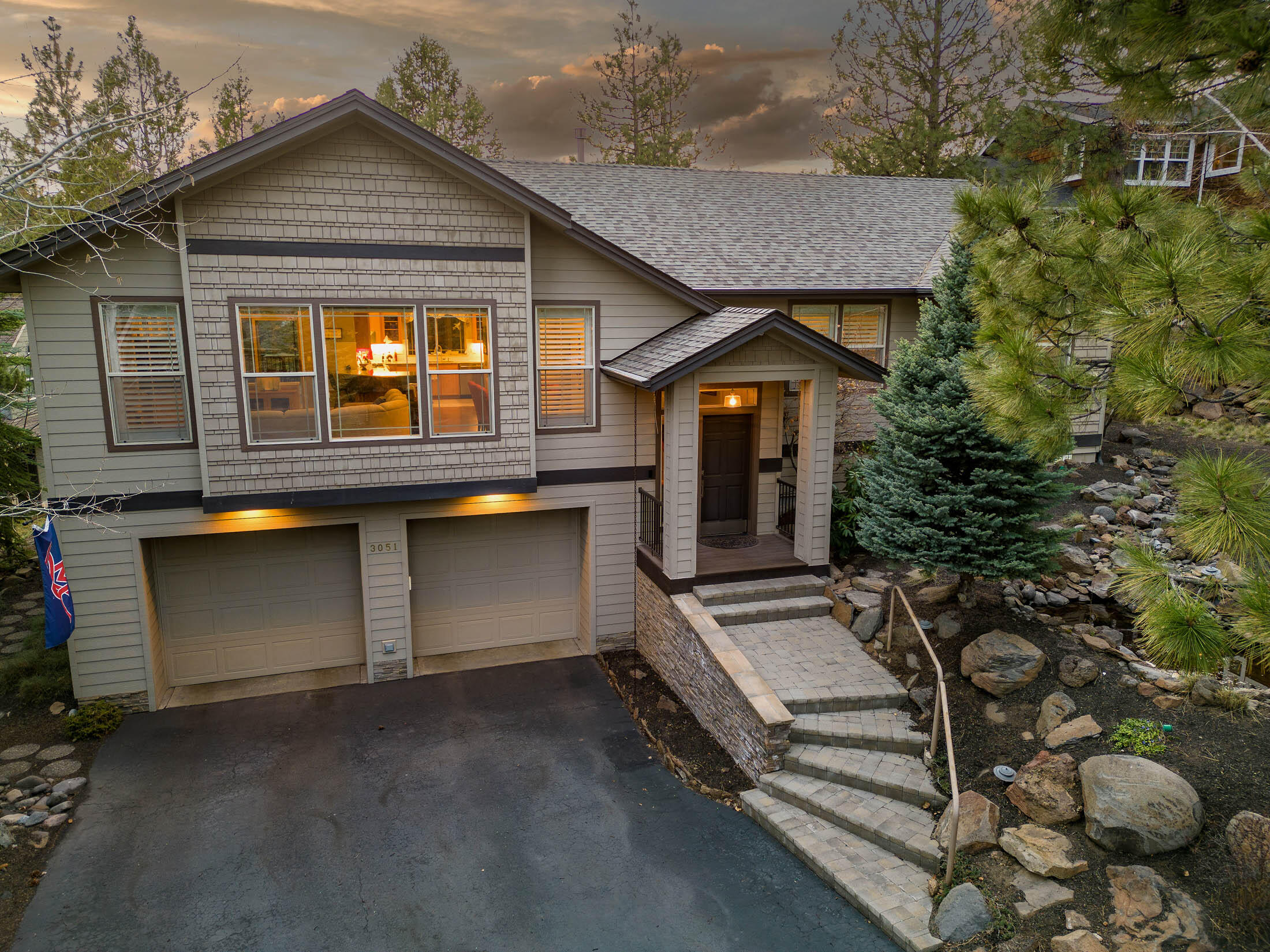 3051 NW Melville Drive