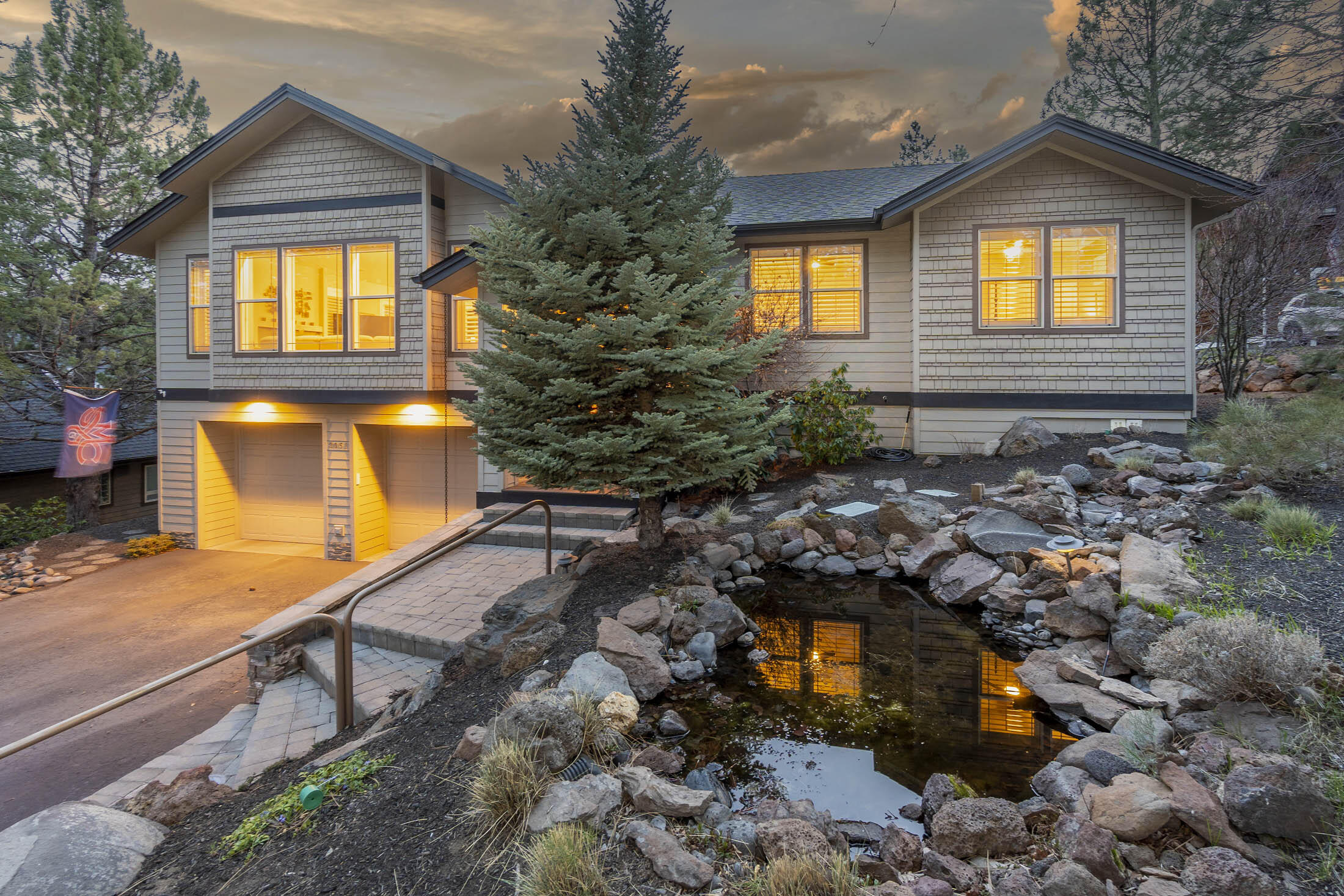 3051 NW Melville Drive